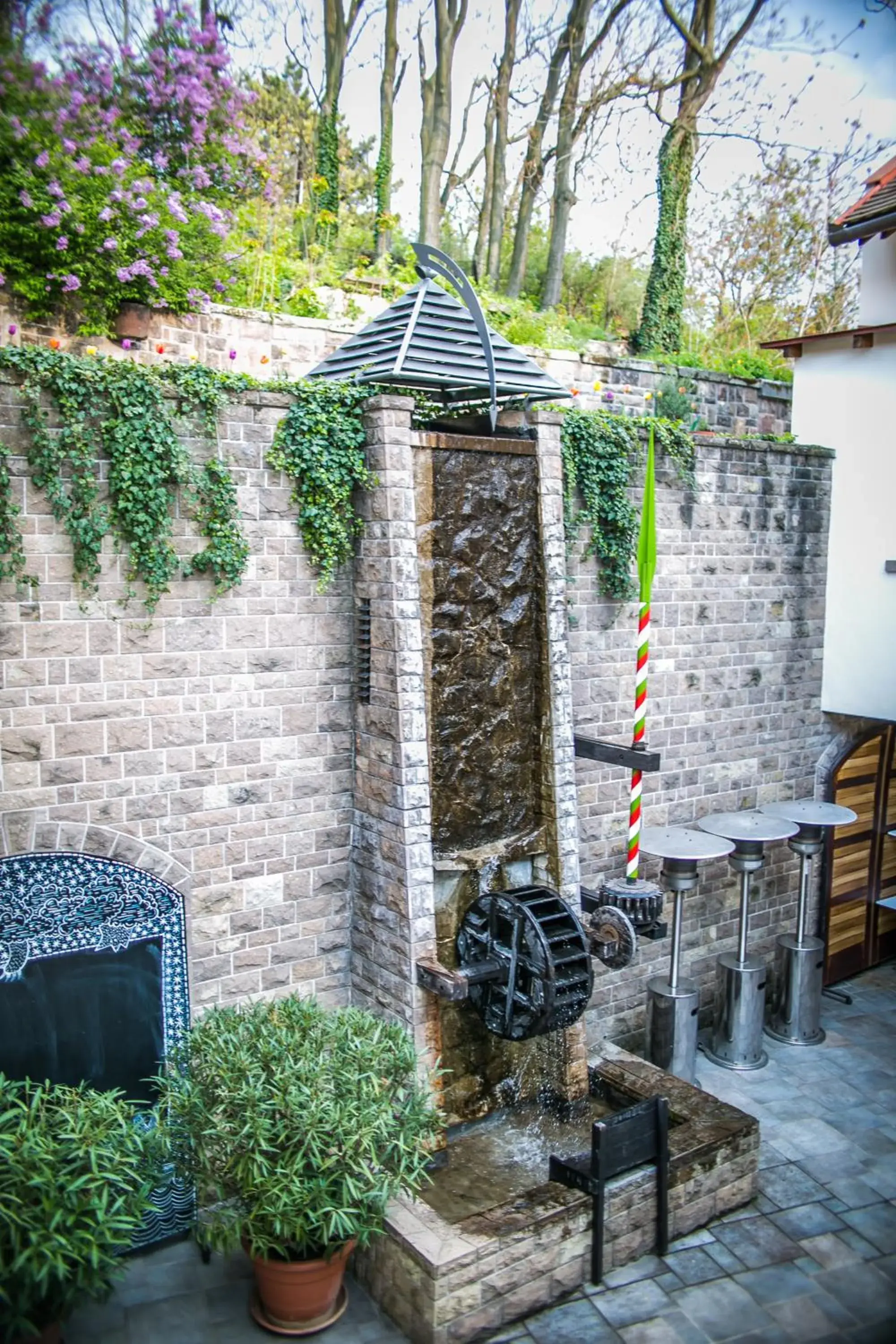 Facade/entrance in Imola Udvarház Dessert Hotel Facade/entrance in Imola Udvarház Dessert Hotel