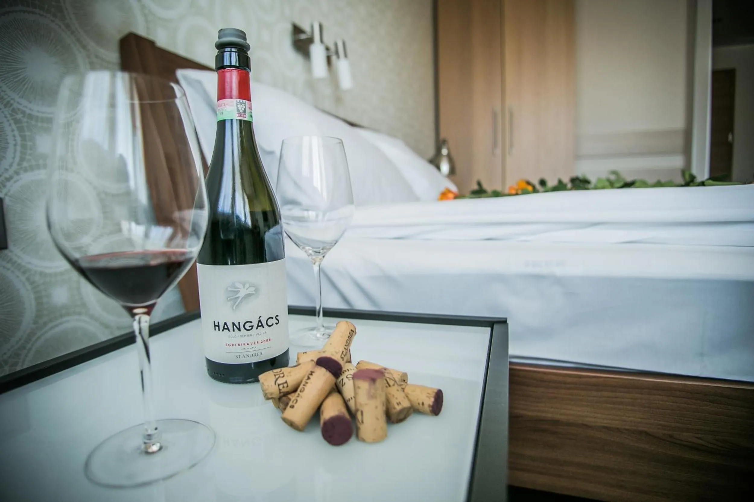 Decorative detail, Bed in Imola Udvarház Dessert Hotel