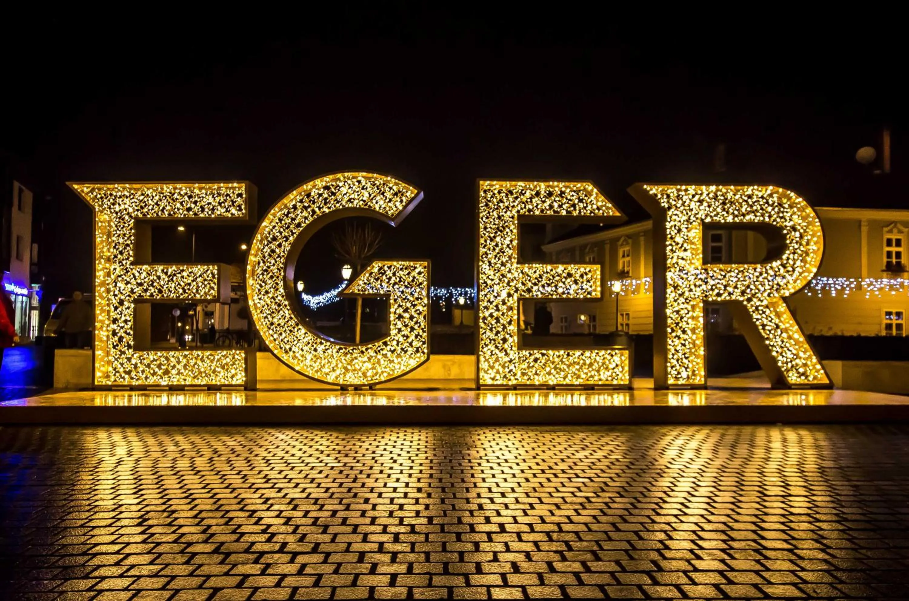 Entertainment in Imola Udvarház Dessert Hotel