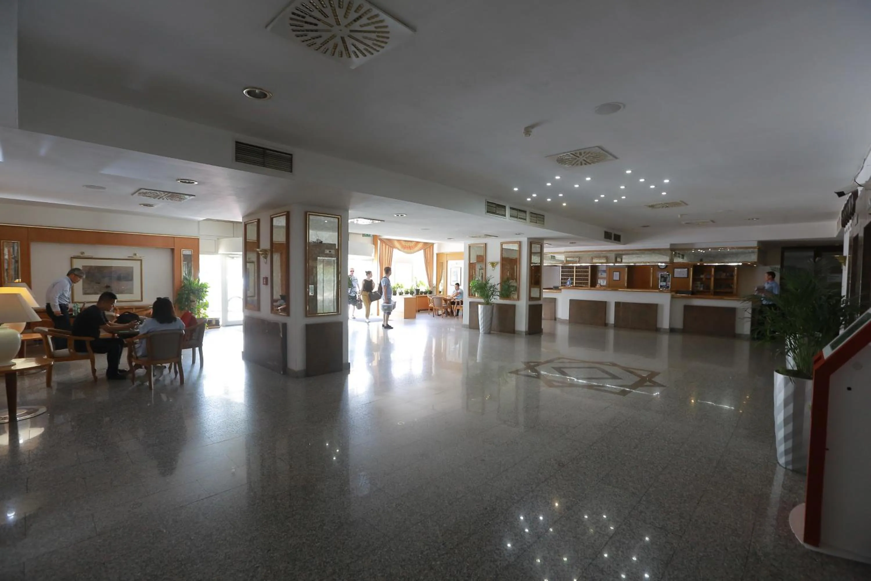 Lobby or reception in Shodlik Palace