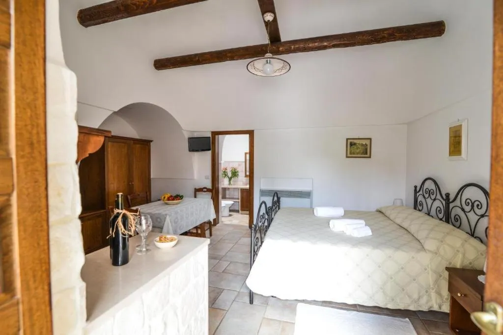 Photo of the whole room, Bed in Truddhi Casa e Cucina di Puglia