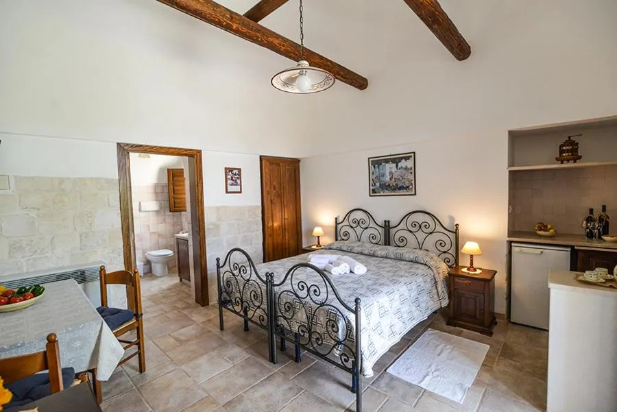 Photo of the whole room, Bed in Truddhi Casa e Cucina di Puglia