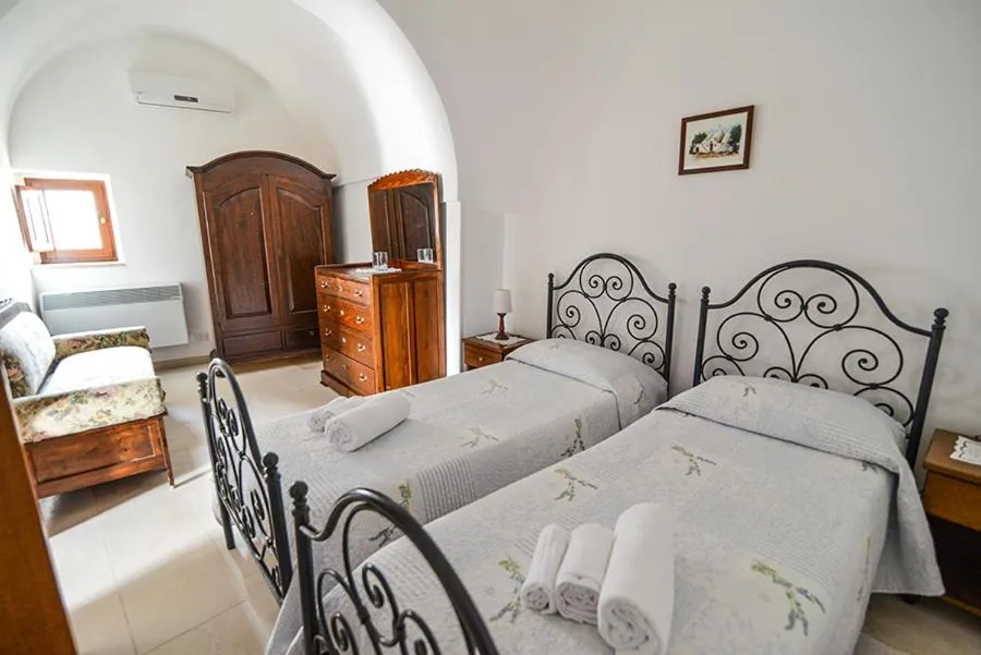 Photo of the whole room, Bed in Truddhi Casa e Cucina di Puglia