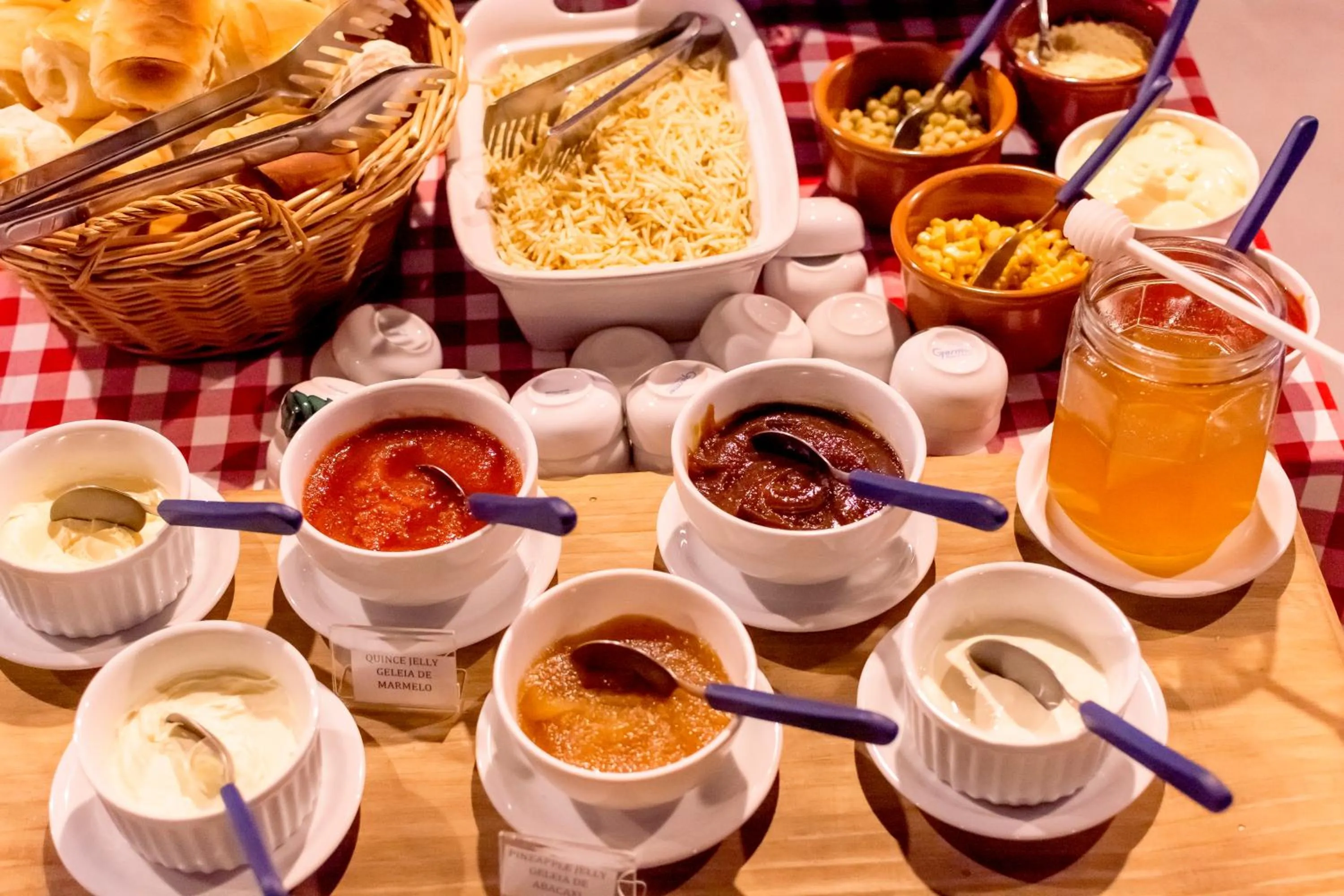 Breakfast in Pousada dos Plátanos