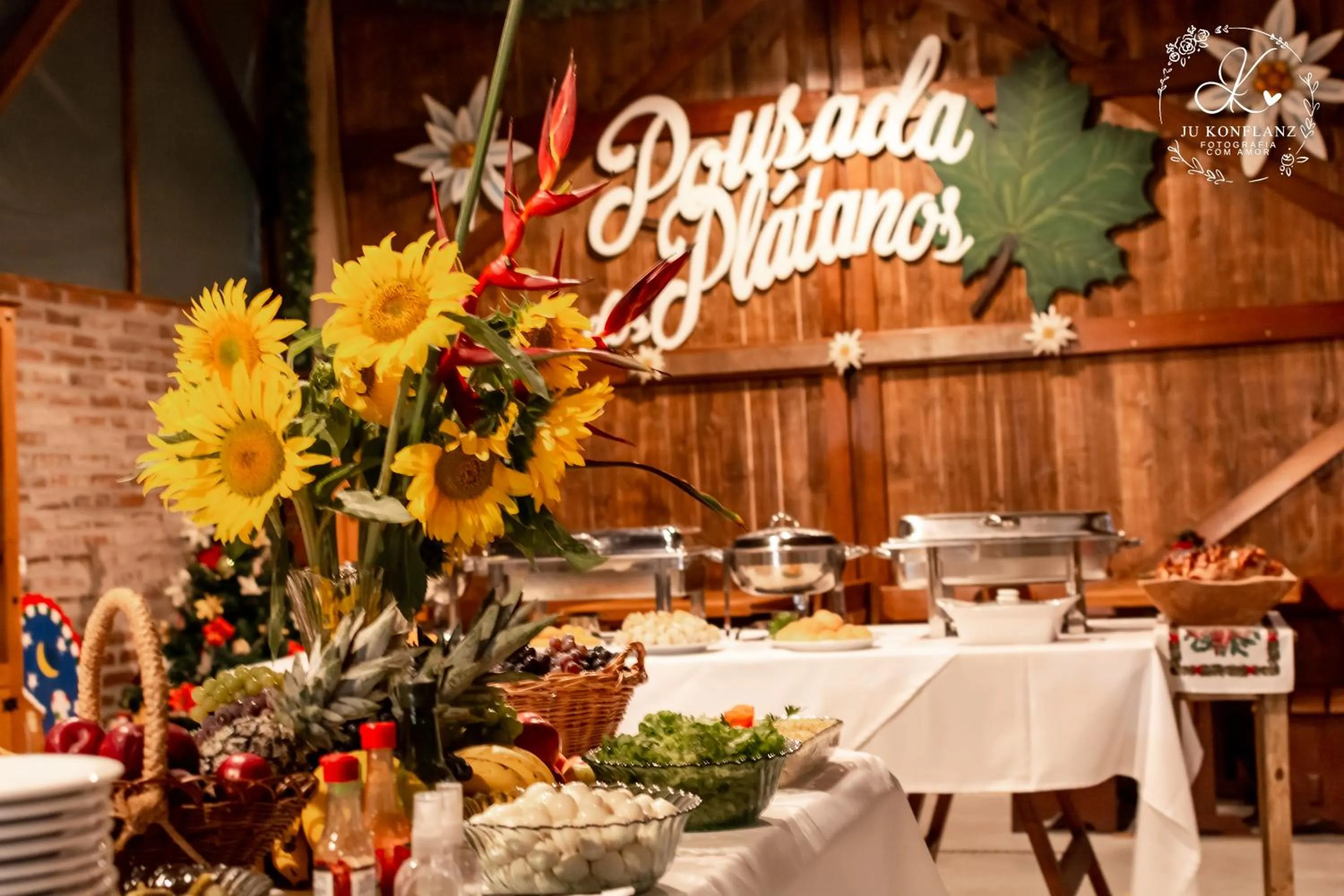 Restaurant/places to eat in Pousada dos Plátanos