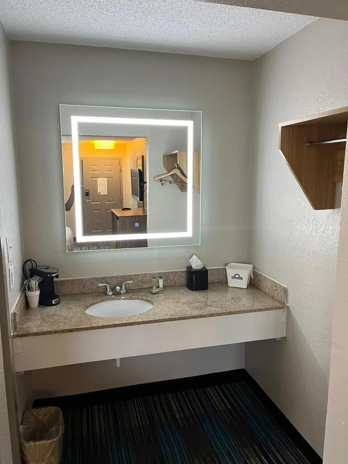 Bathroom in Days Inn & Suites Mobile