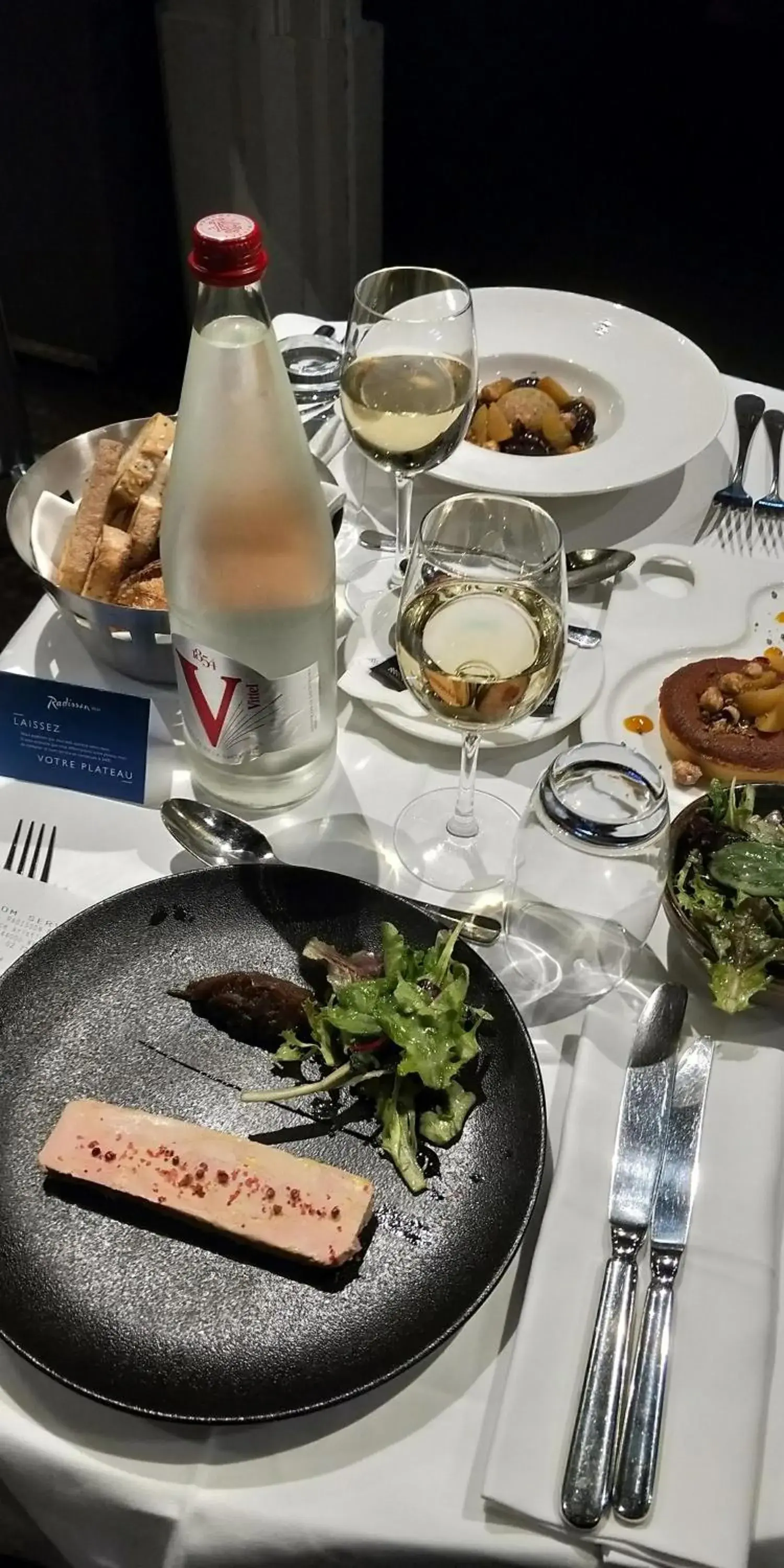 Restaurant/places to eat in Radisson BLU Hotel Nantes Restaurant/places to eat in Radisson BLU Hotel Nantes