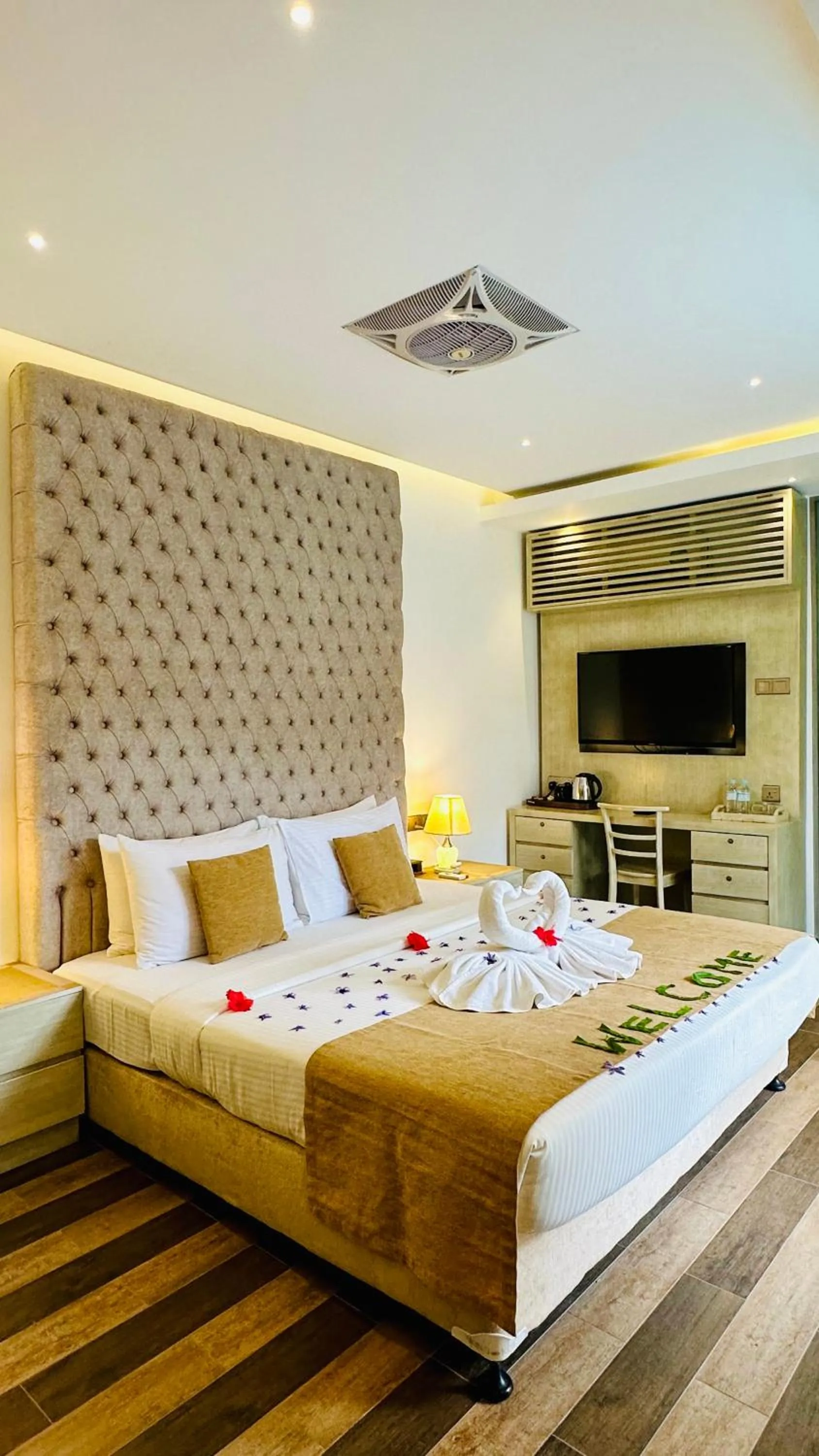 TV and multimedia, Bed in Kings Landing Unawatuna