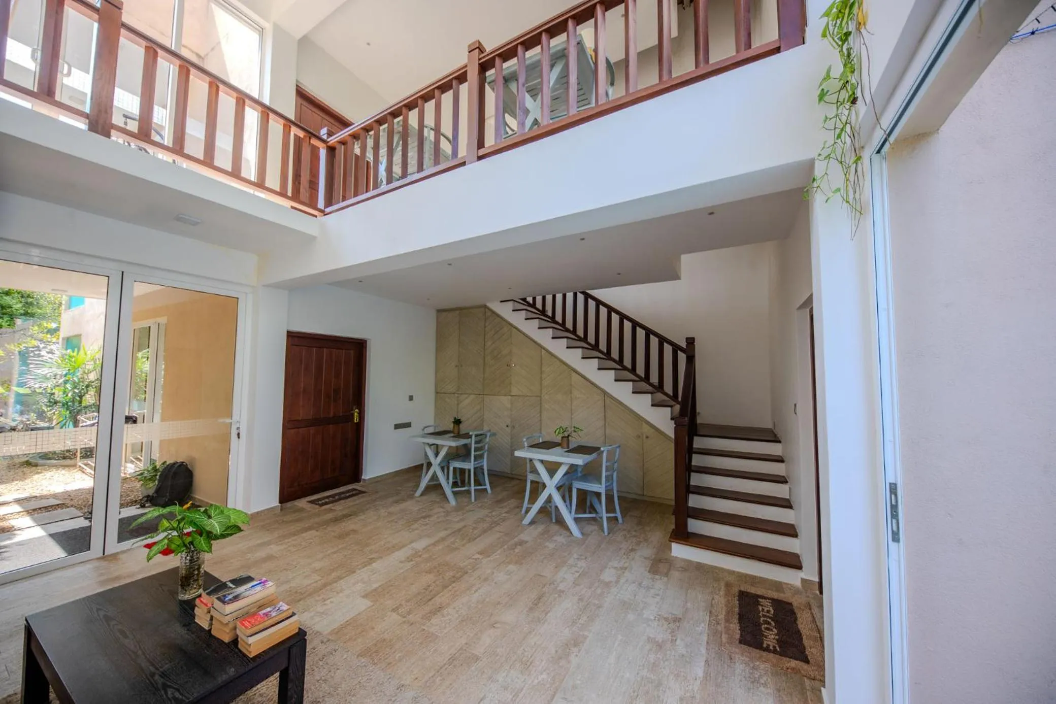 Living room in Kings Landing Unawatuna