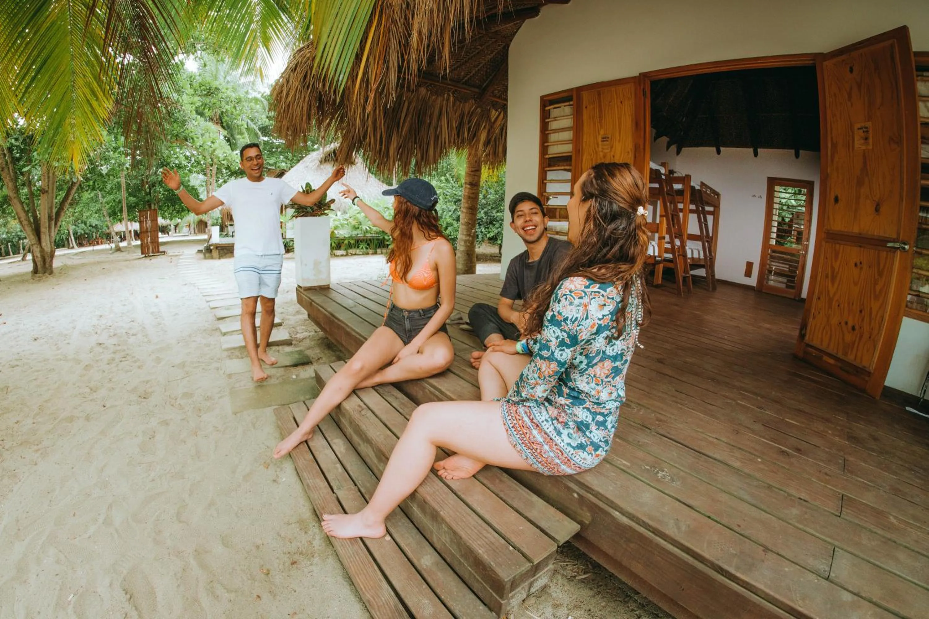 People in Viajero Tayrona Hostel & Ecohabs