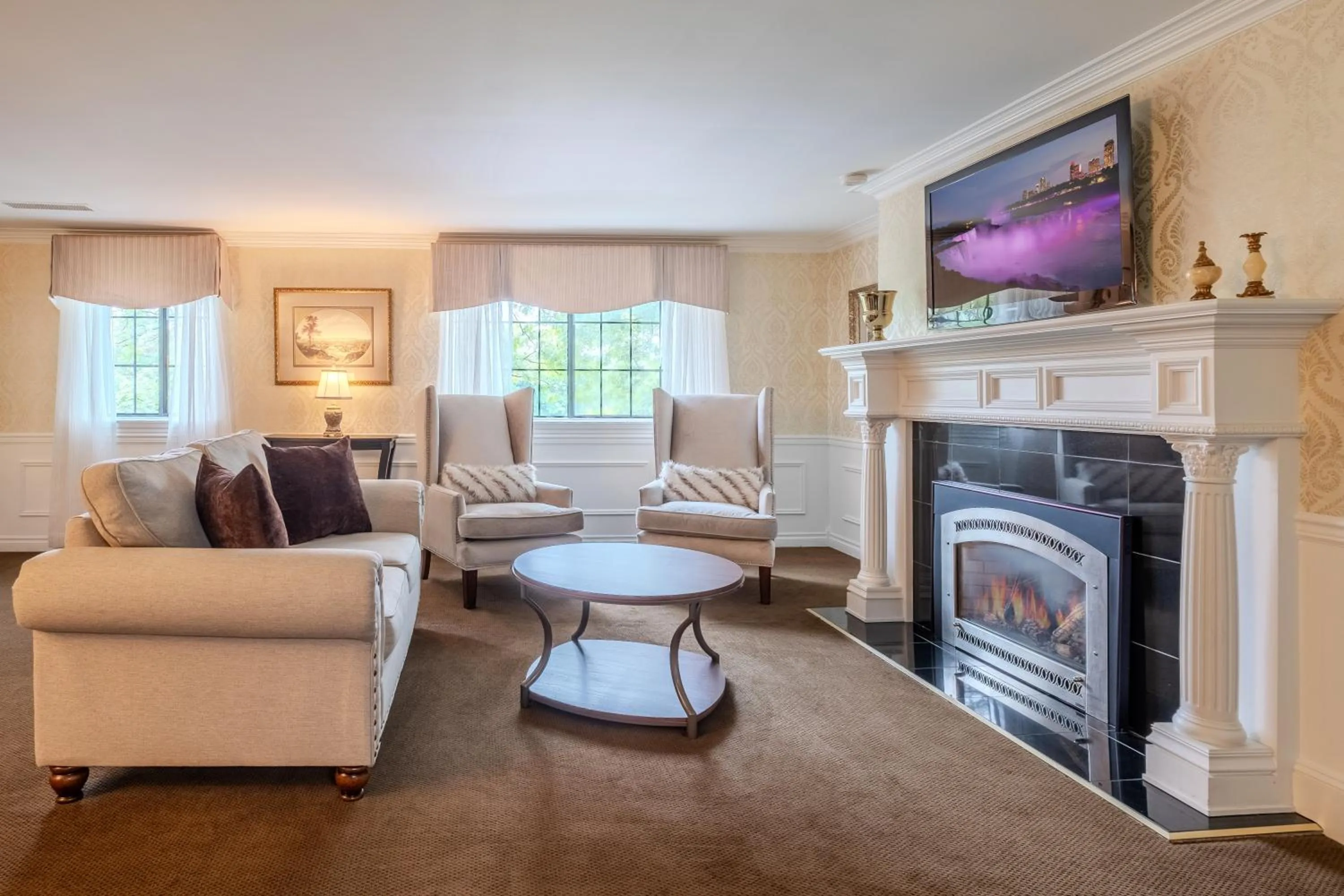 Living room in Red Coach Inn