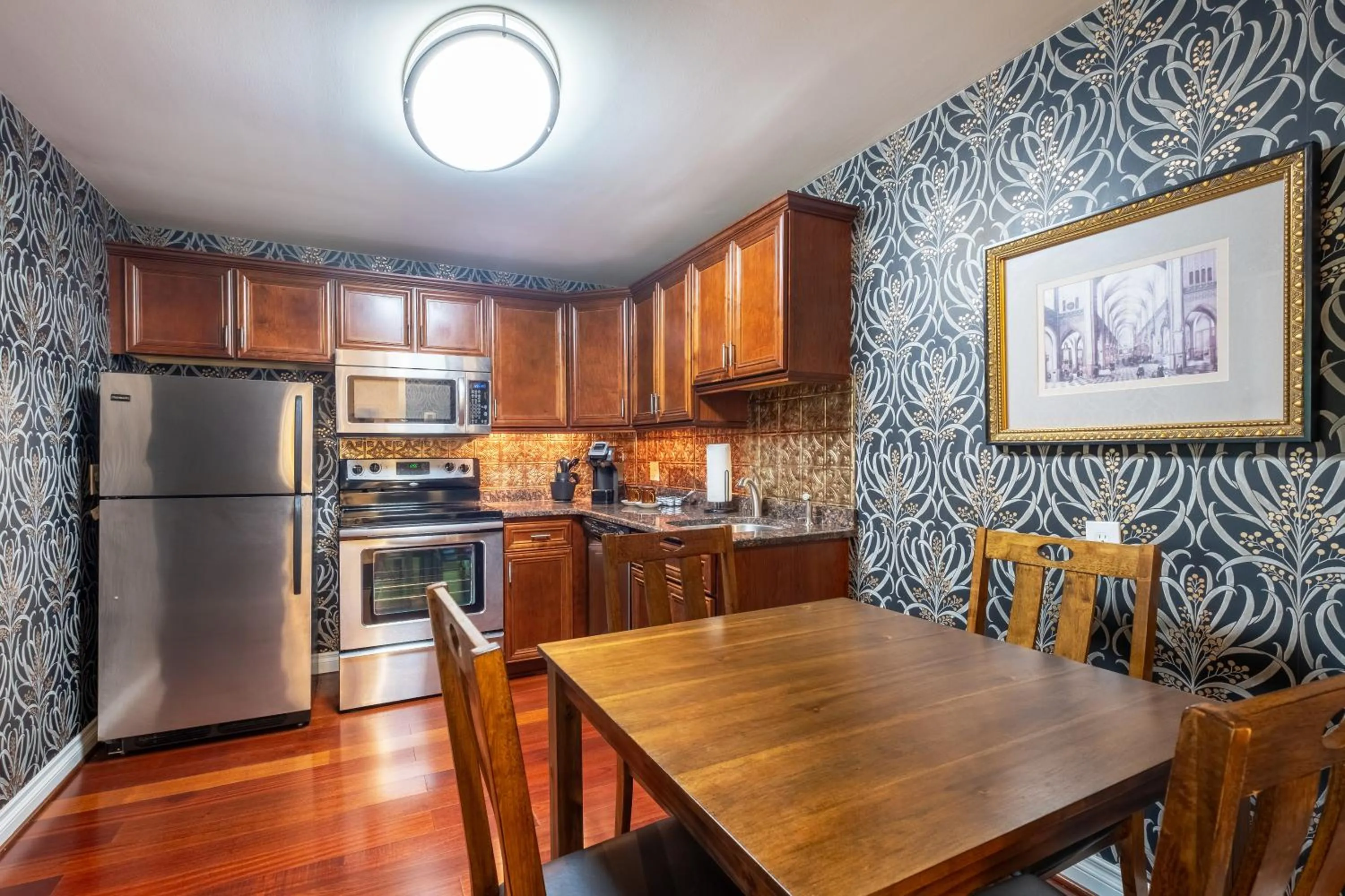Kitchen or kitchenette in Red Coach Inn