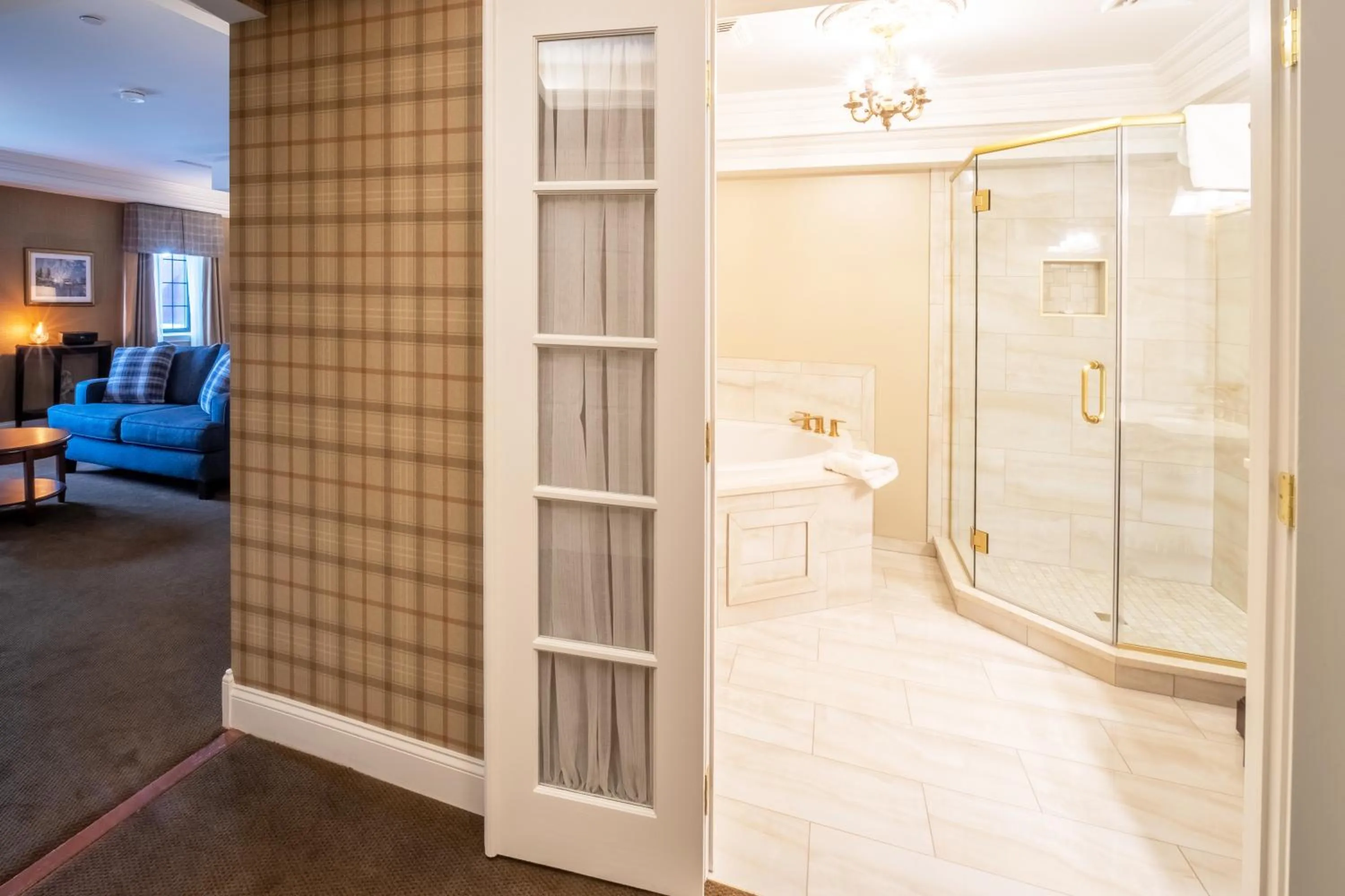 Bathroom in Red Coach Inn