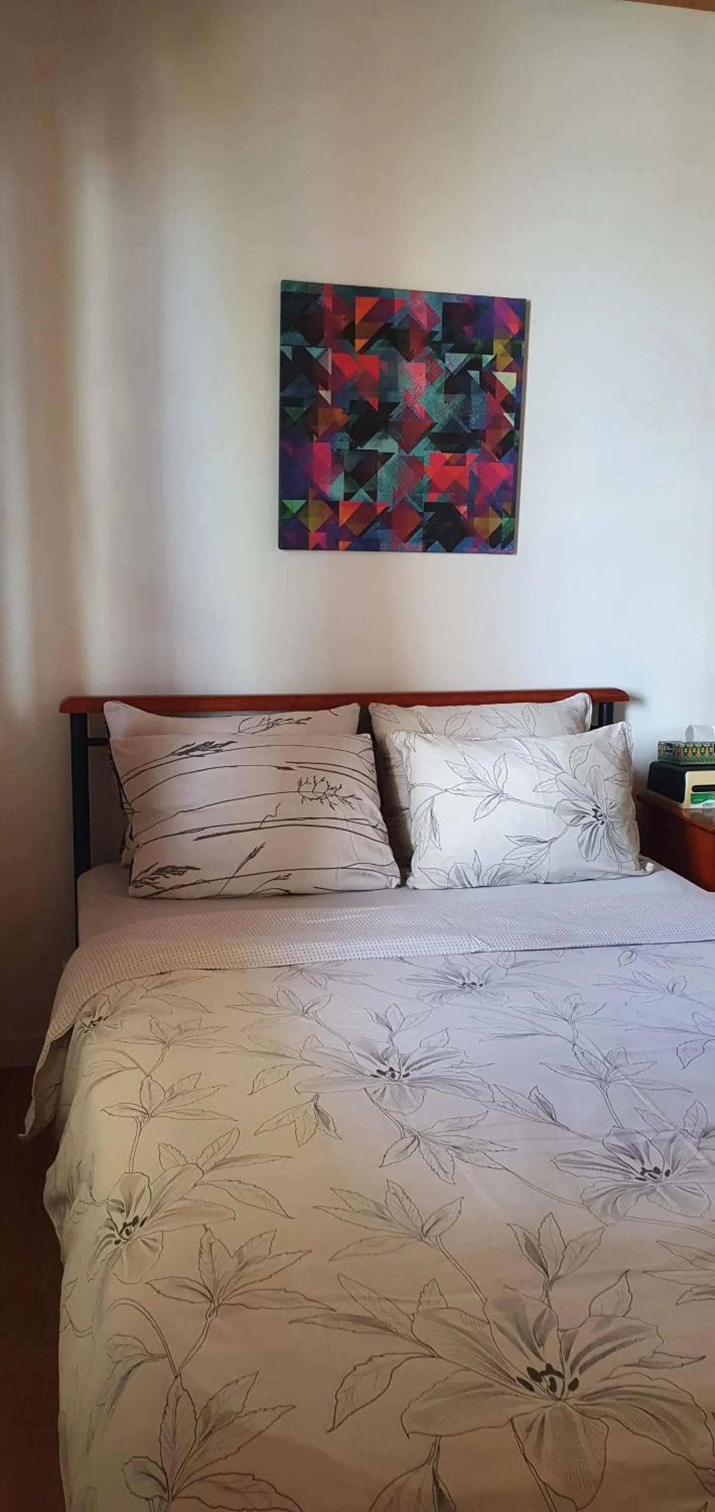 Bedroom, Bed in Lola's Guest House