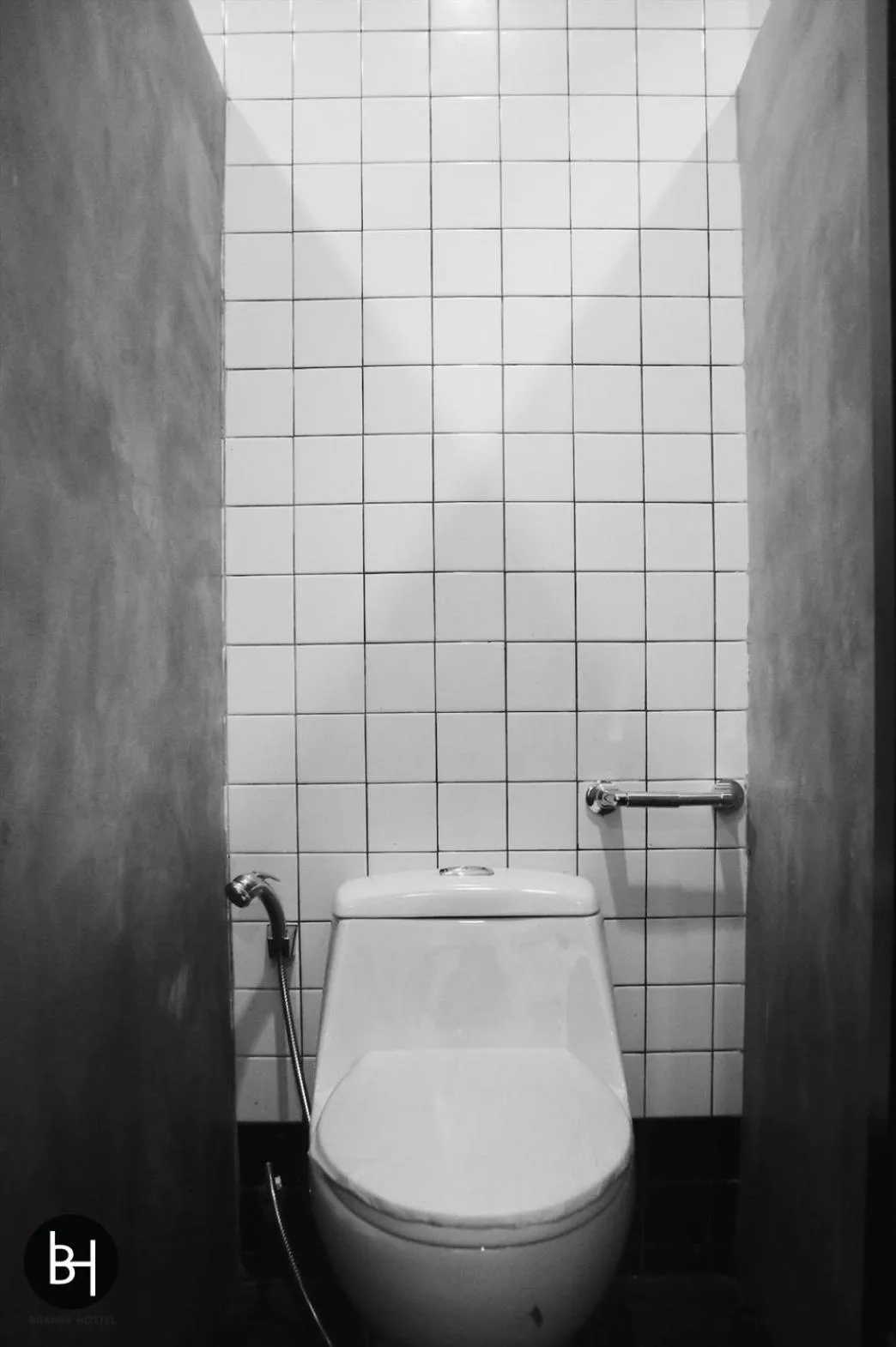 Toilet in BAAN64 Hostel