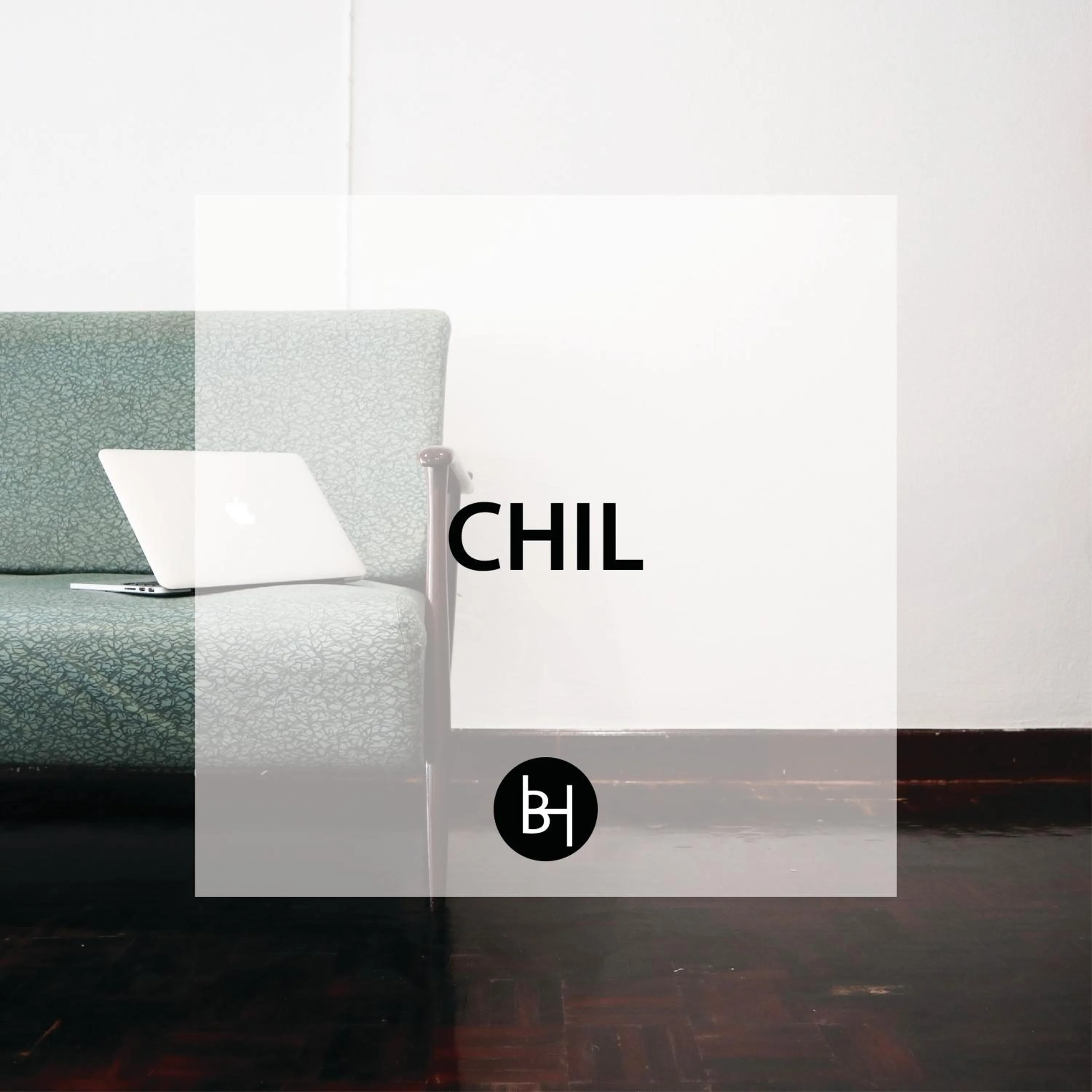 Communal lounge/ TV room in BAAN64 Hostel
