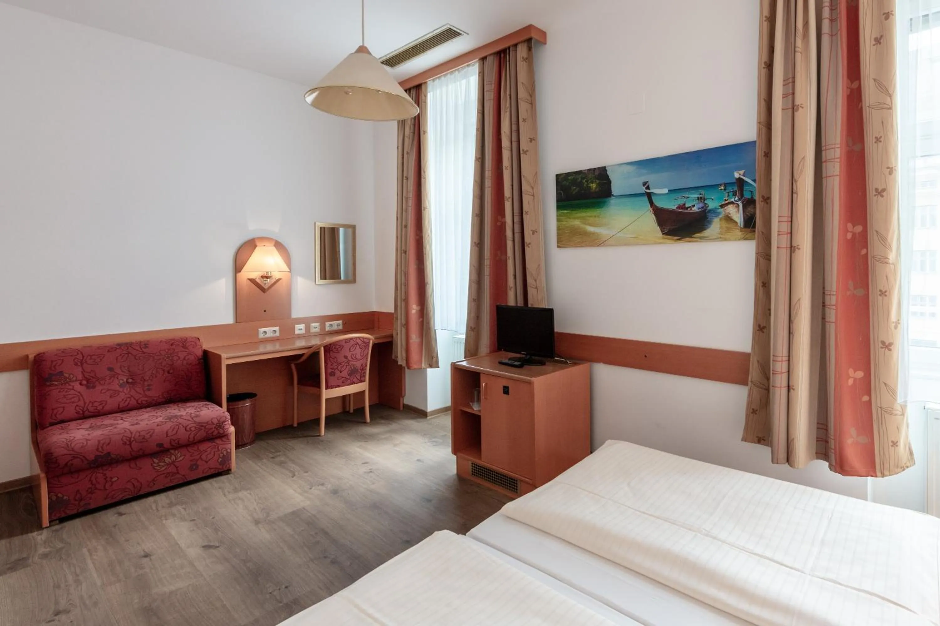 Bed in Hotel Admiral