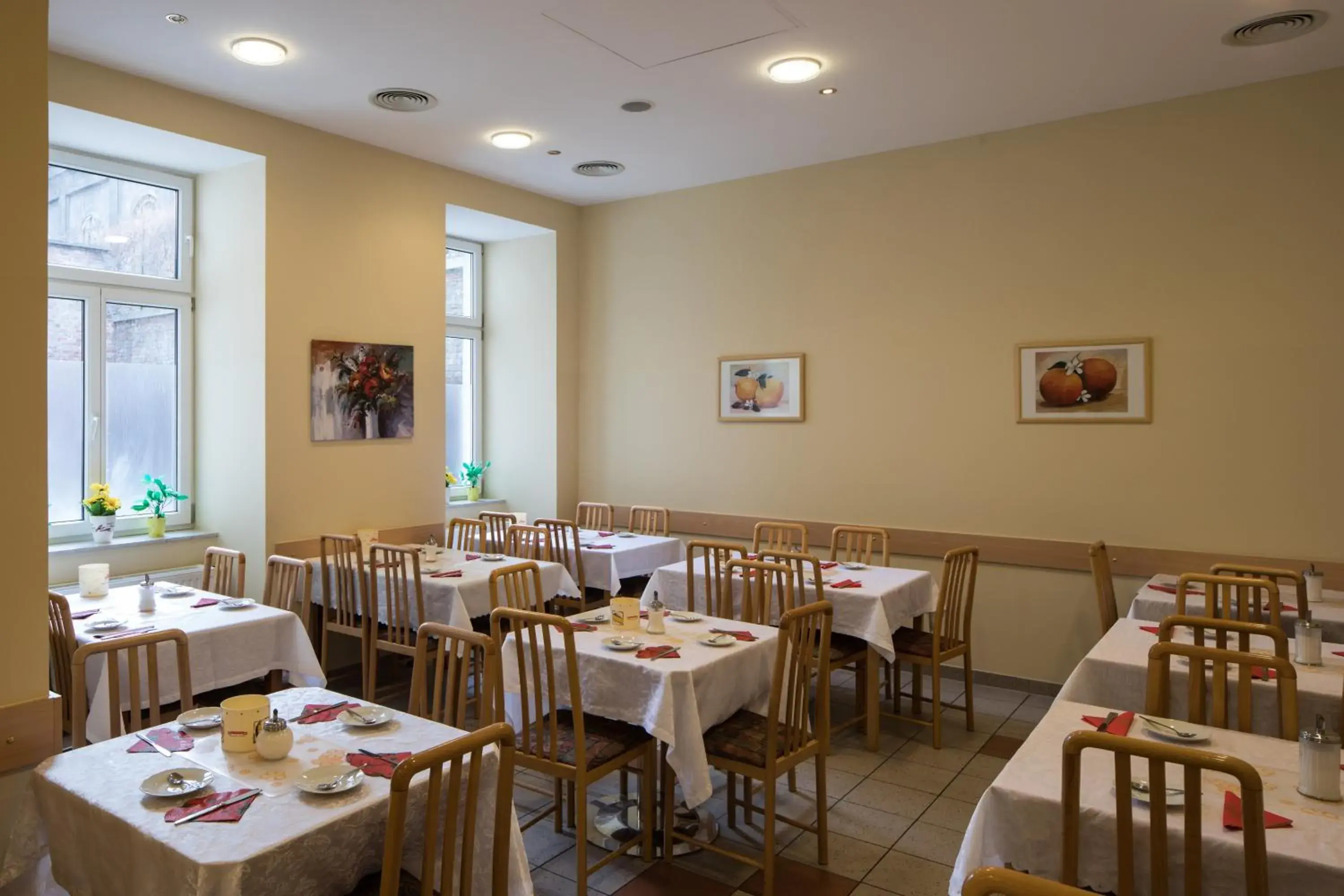 Food and drinks in Hotel Admiral Food and drinks in Hotel Admiral