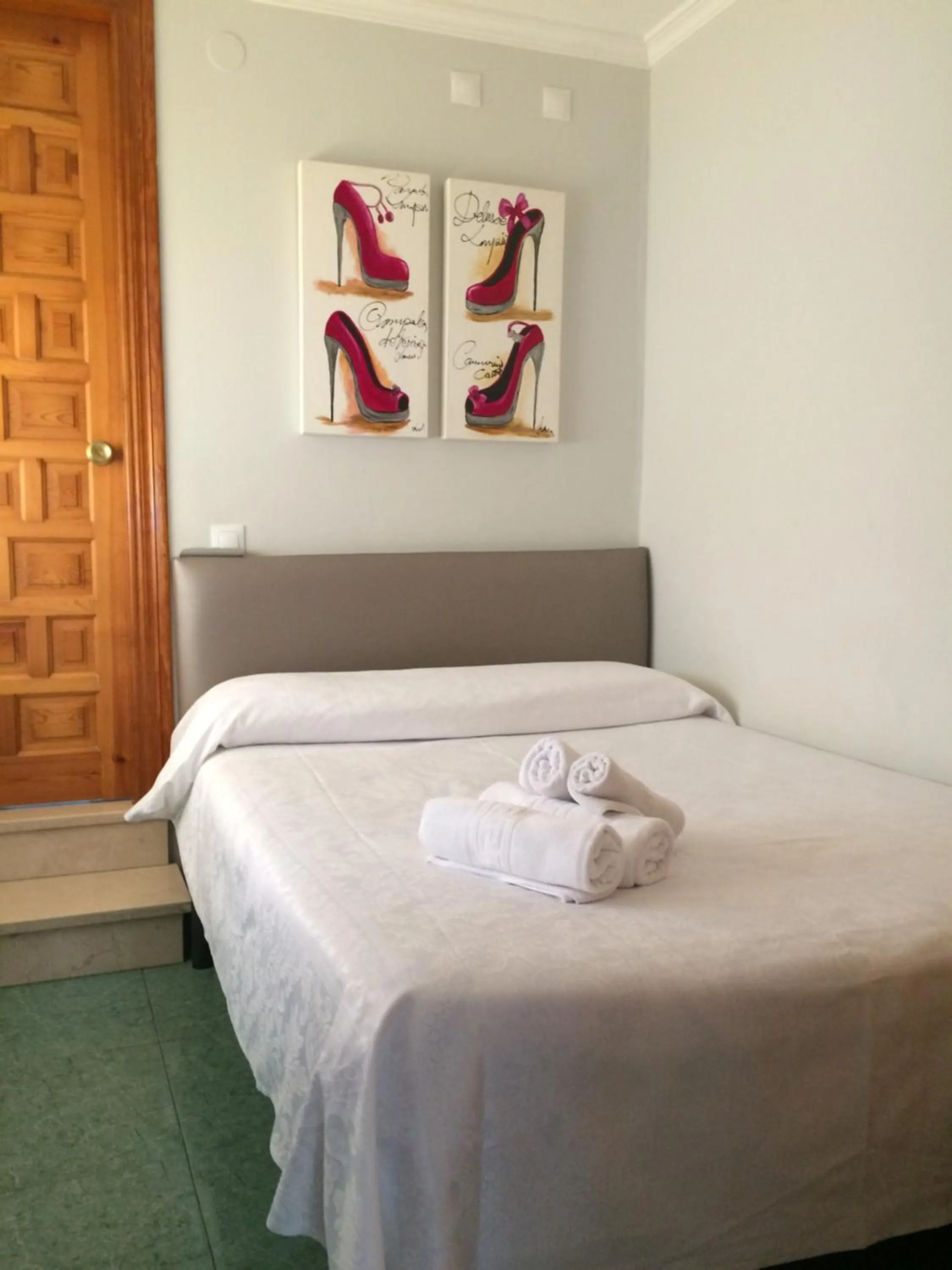 Photo of the whole room, Bed in Hostal Acemar