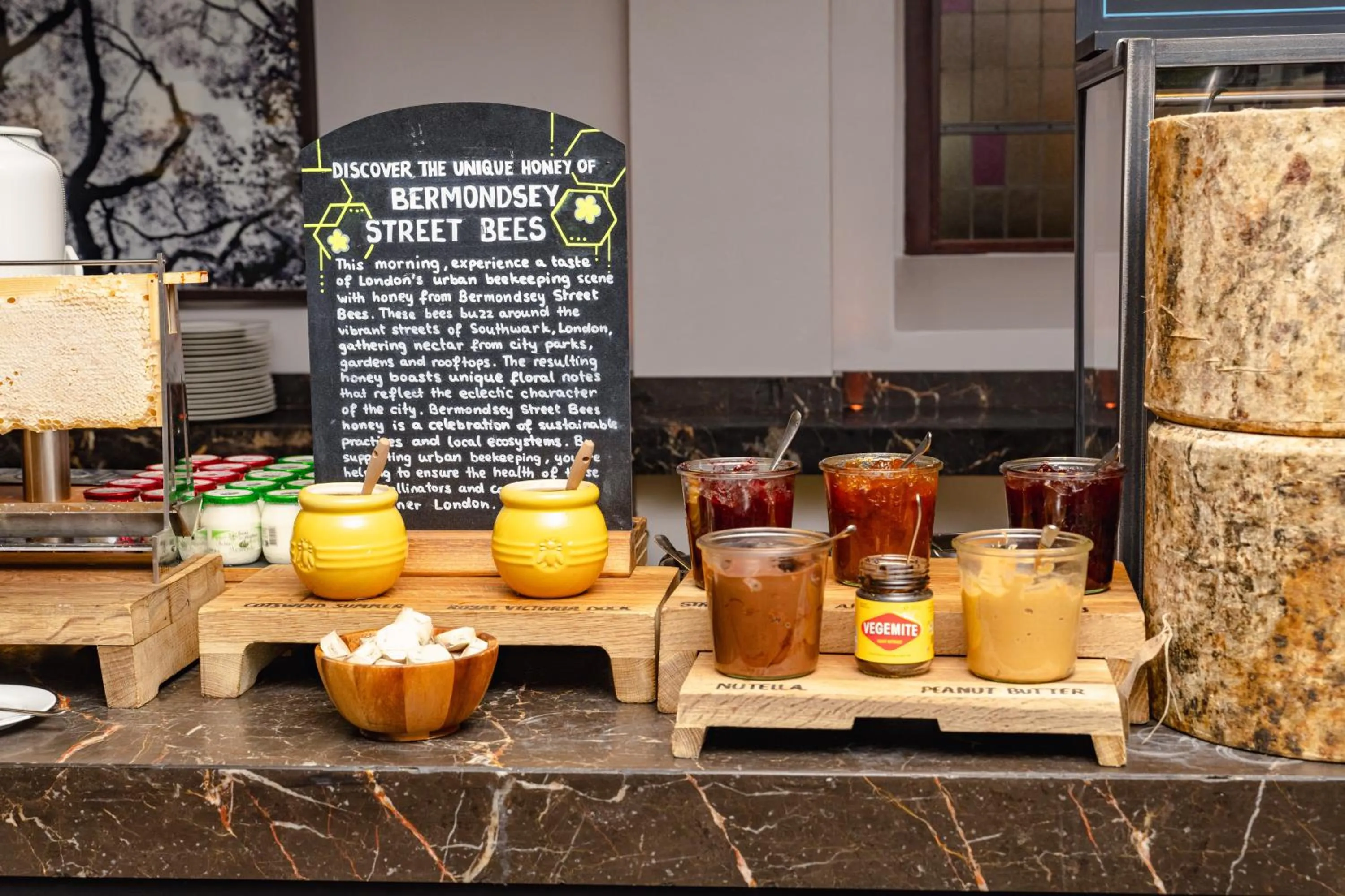 Food and drinks in Andaz London Liverpool Street, By Hyatt