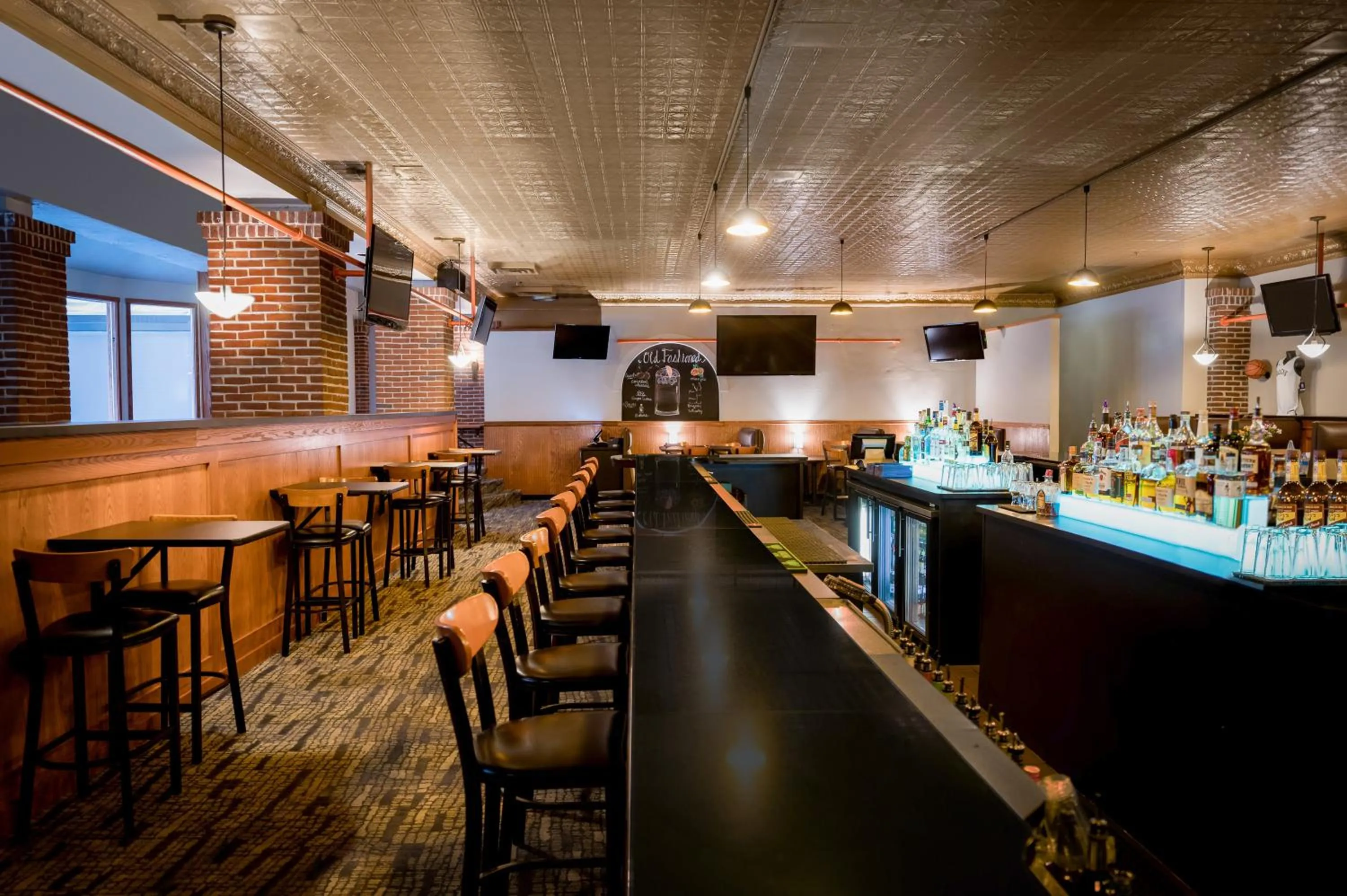 Restaurant/places to eat in Hyatt Regency Green Bay