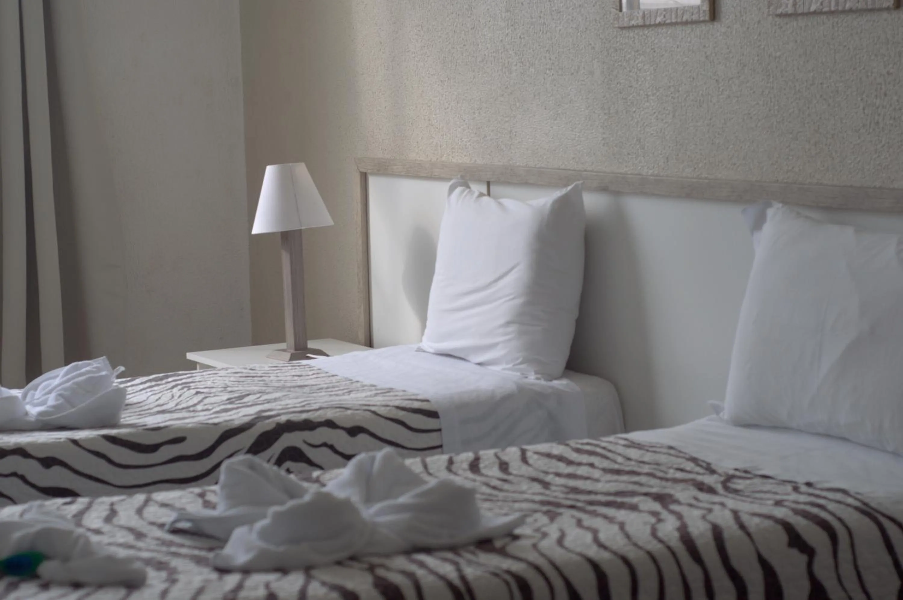 Bed in Crigial Hotel
