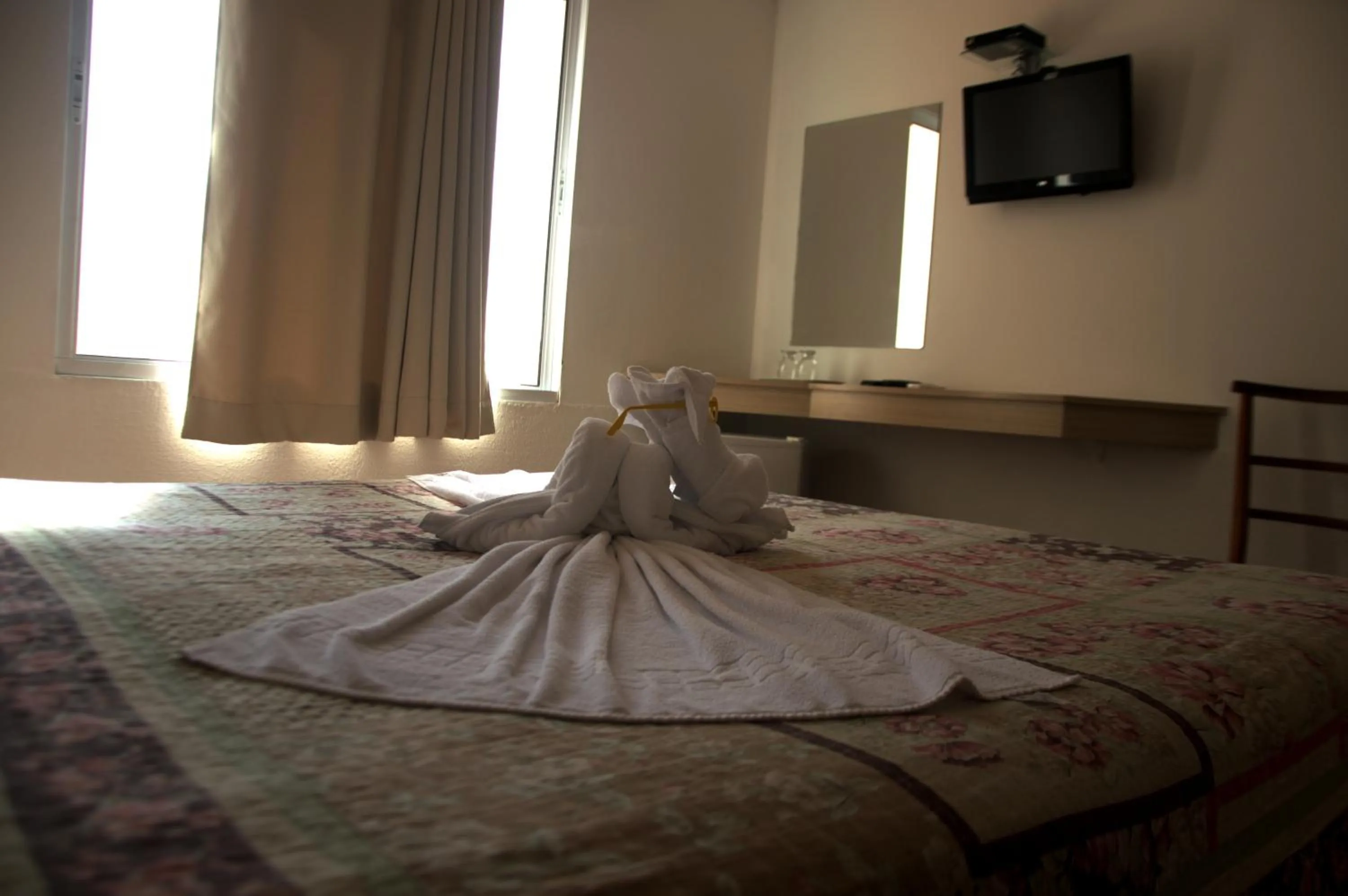 Bed in Crigial Hotel