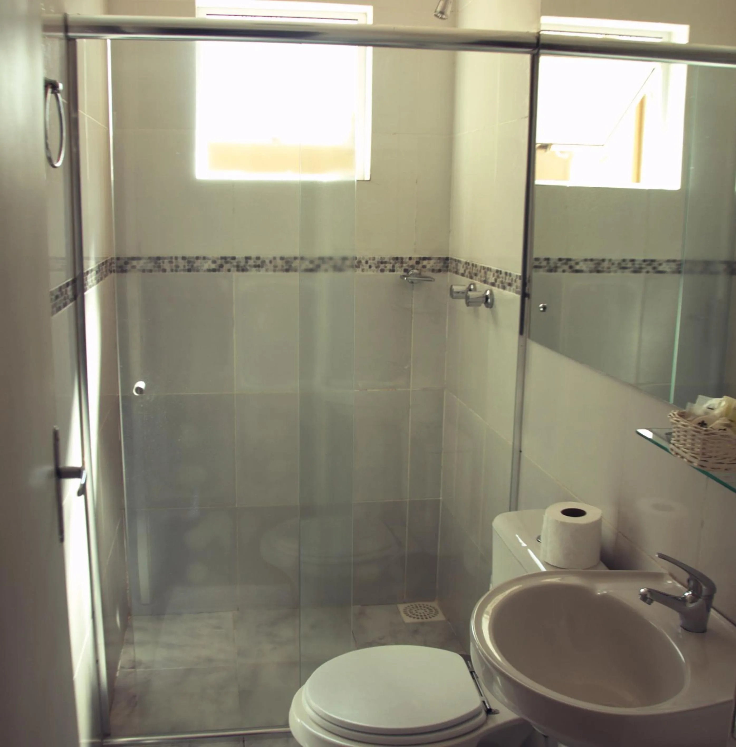 Toilet in Crigial Hotel