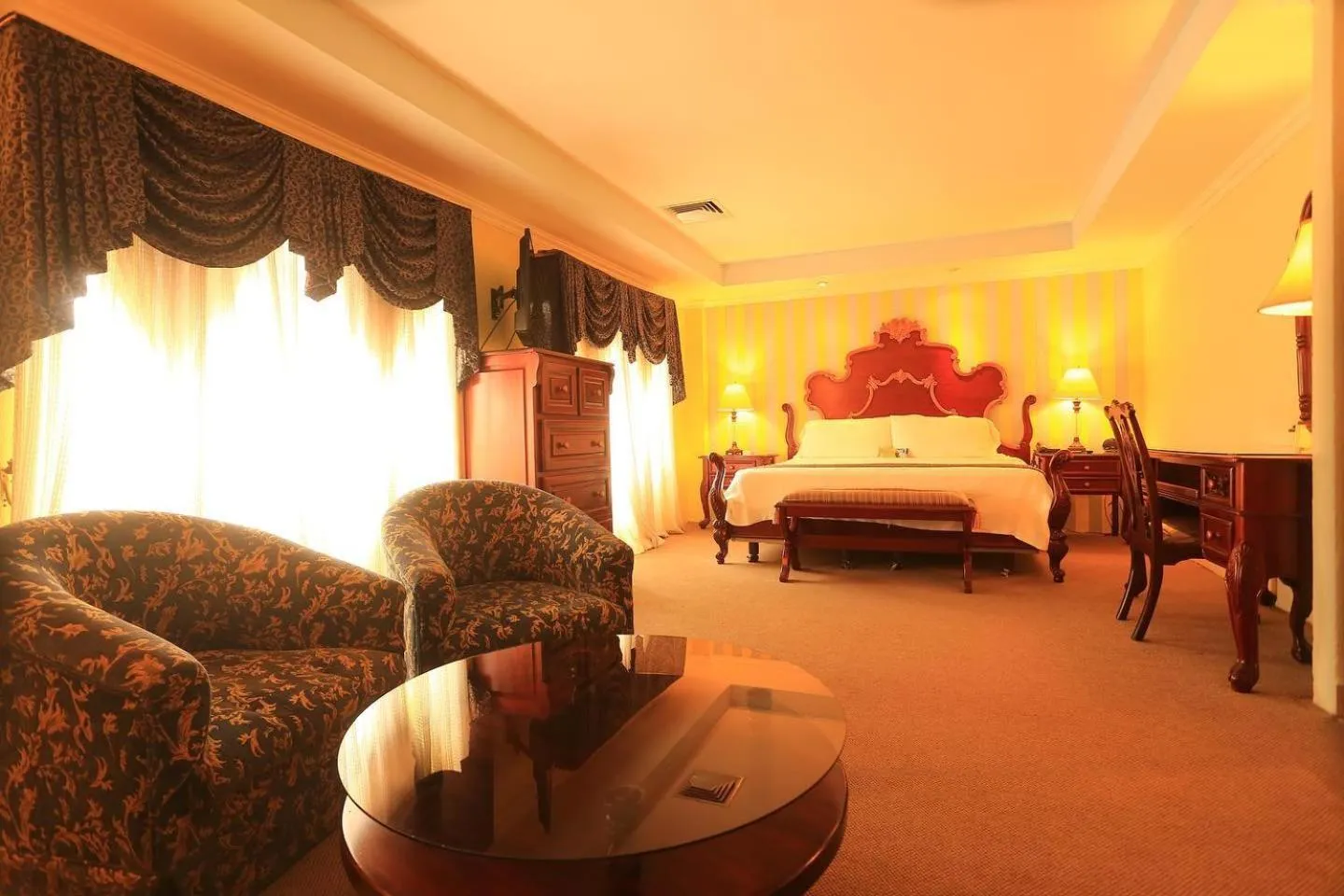 Bed in Boutique Hotel La Cordillera