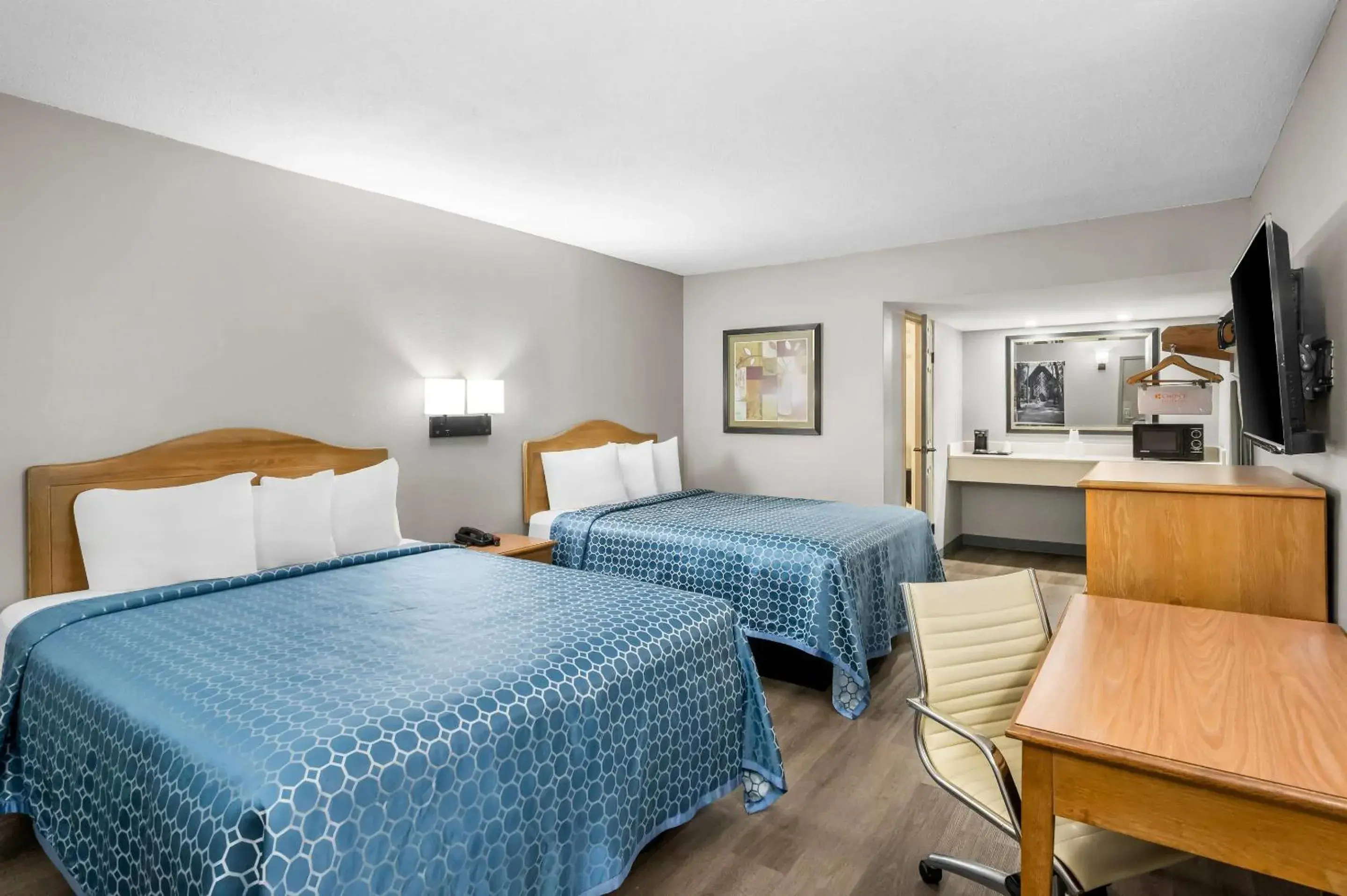 Bedroom, Bed in Rodeway Inn Hot Springs National Park Area Bedroom, Bed in Rodeway Inn Hot Springs National Park Area