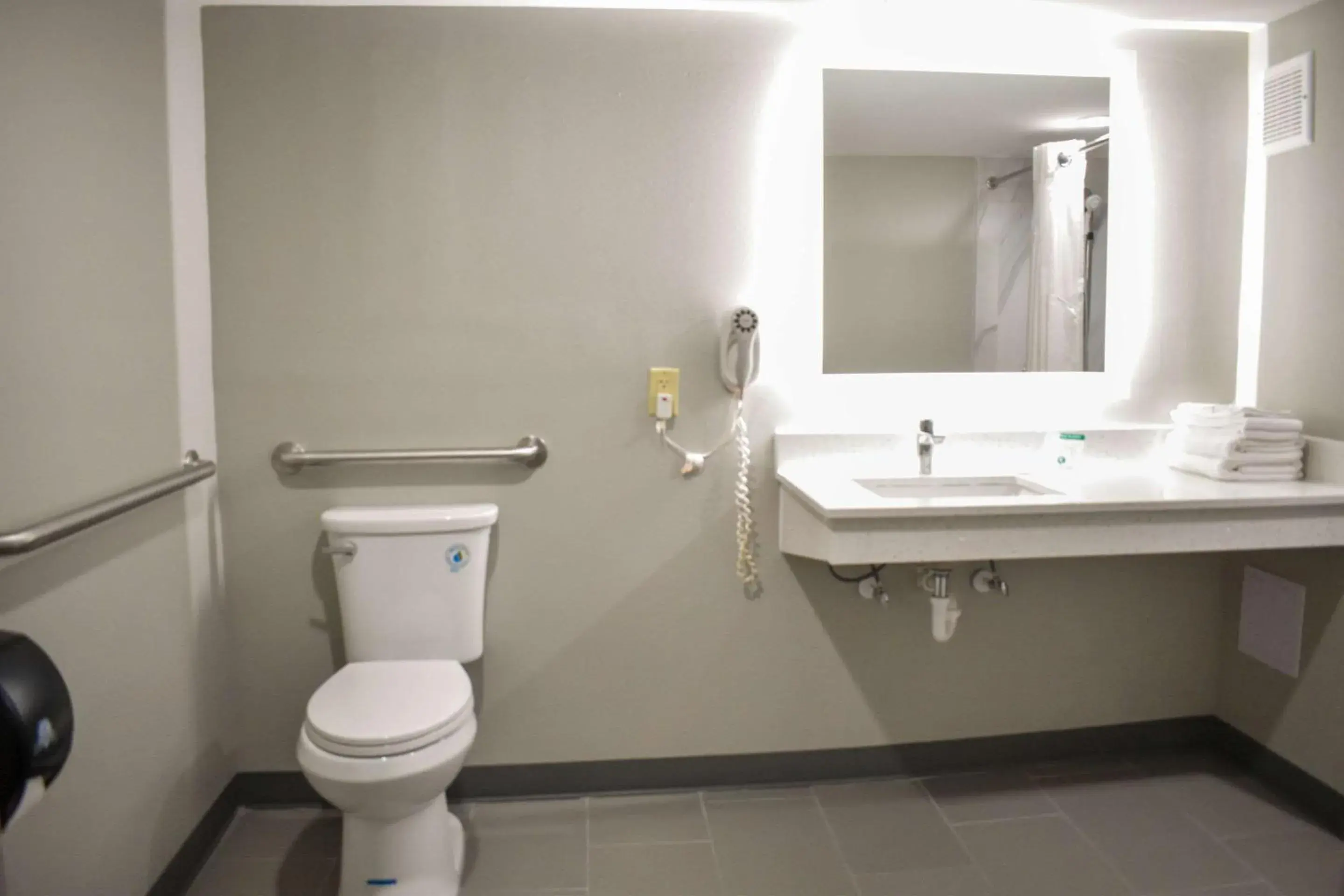 Bedroom in Rodeway Inn Hot Springs National Park Area Bedroom in Rodeway Inn Hot Springs National Park Area