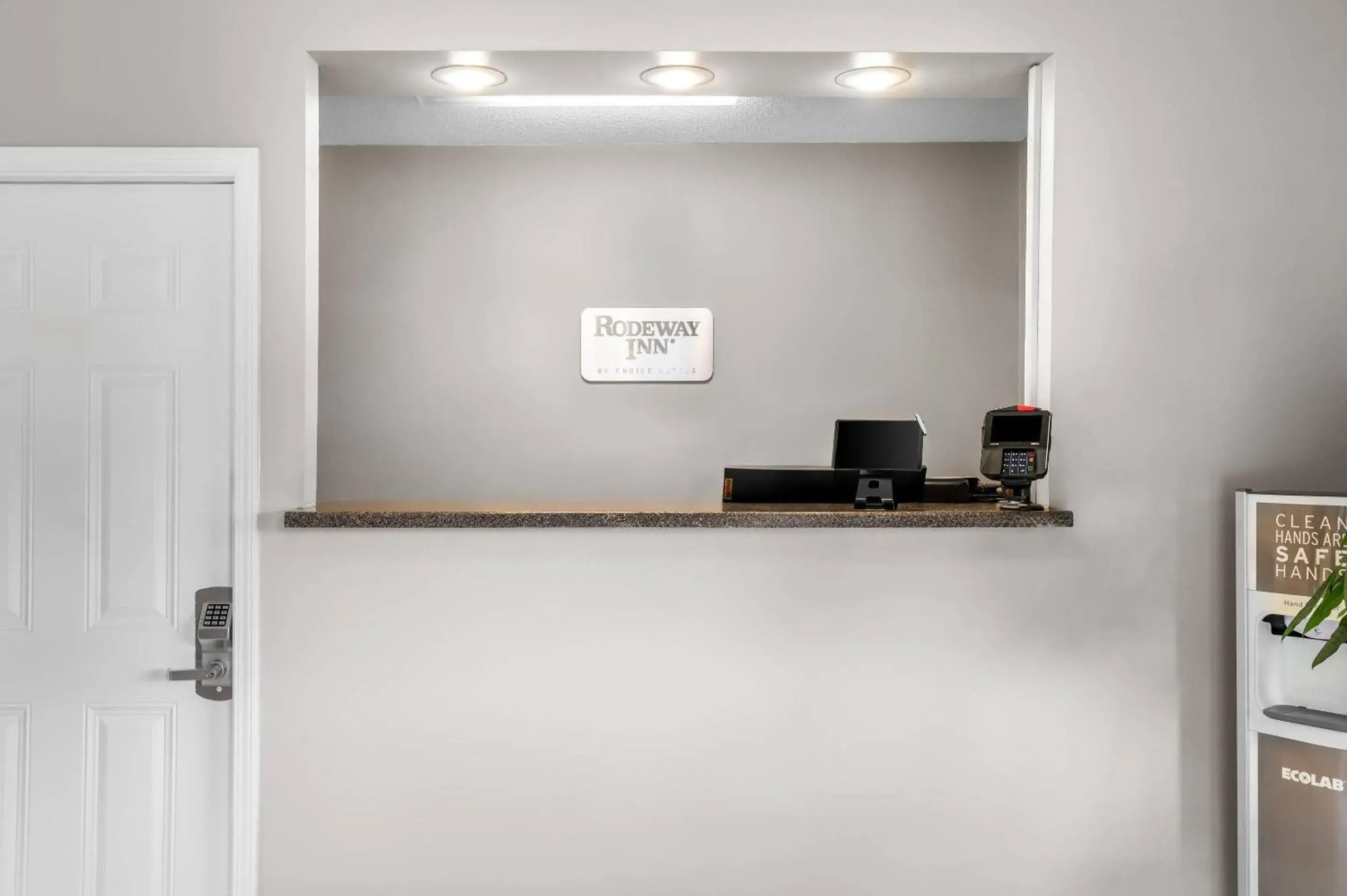 Lobby or reception in Rodeway Inn Hot Springs National Park Area Lobby or reception in Rodeway Inn Hot Springs National Park Area