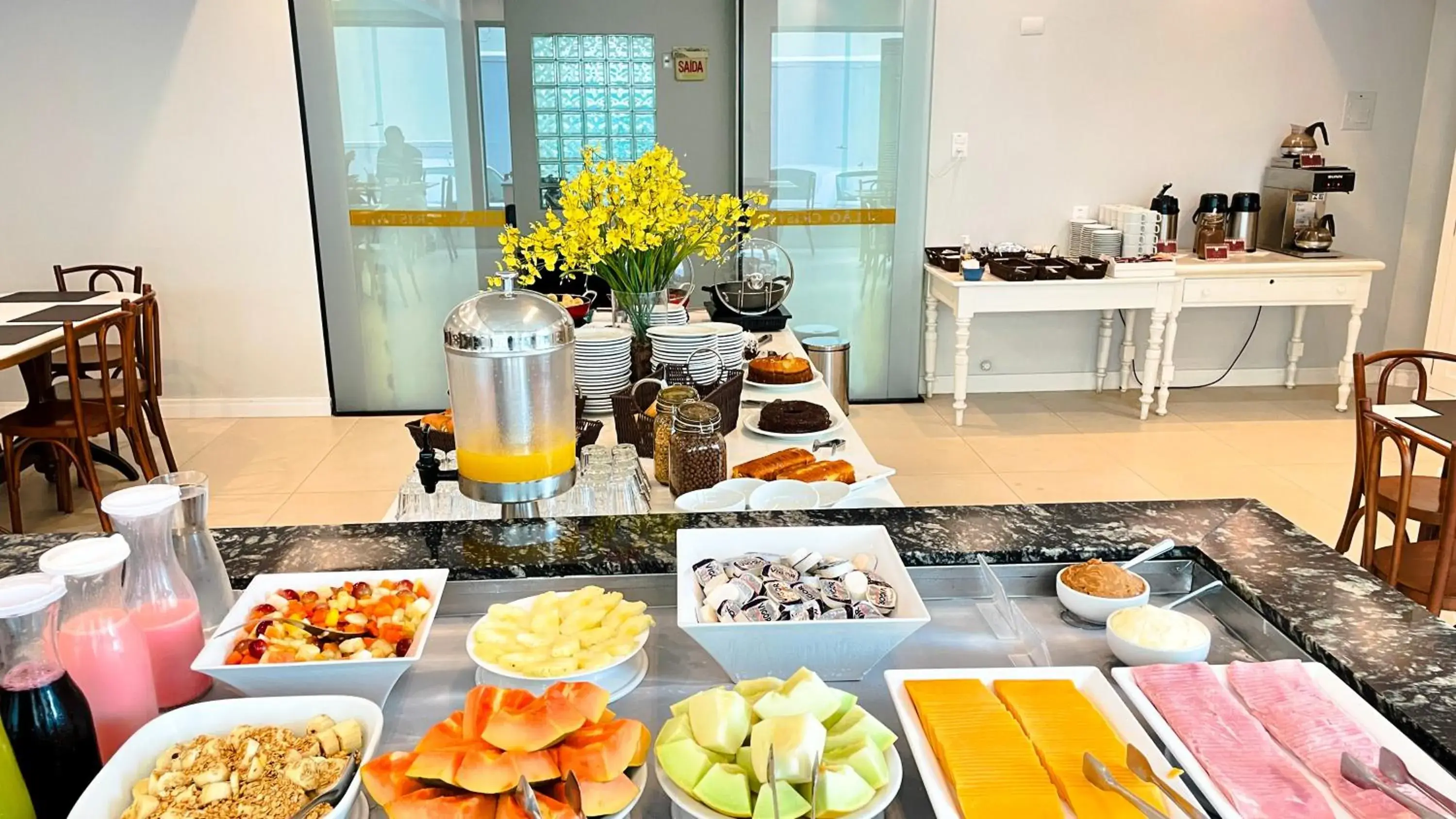 Breakfast in Itajaí Express Residence Breakfast in Itajaí Express Residence