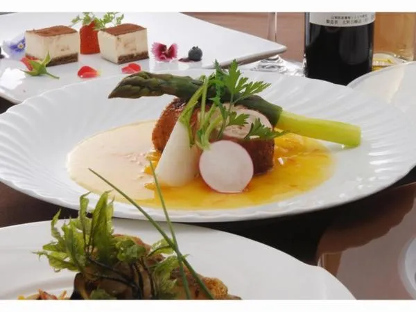 Food in Auberge Mermaid