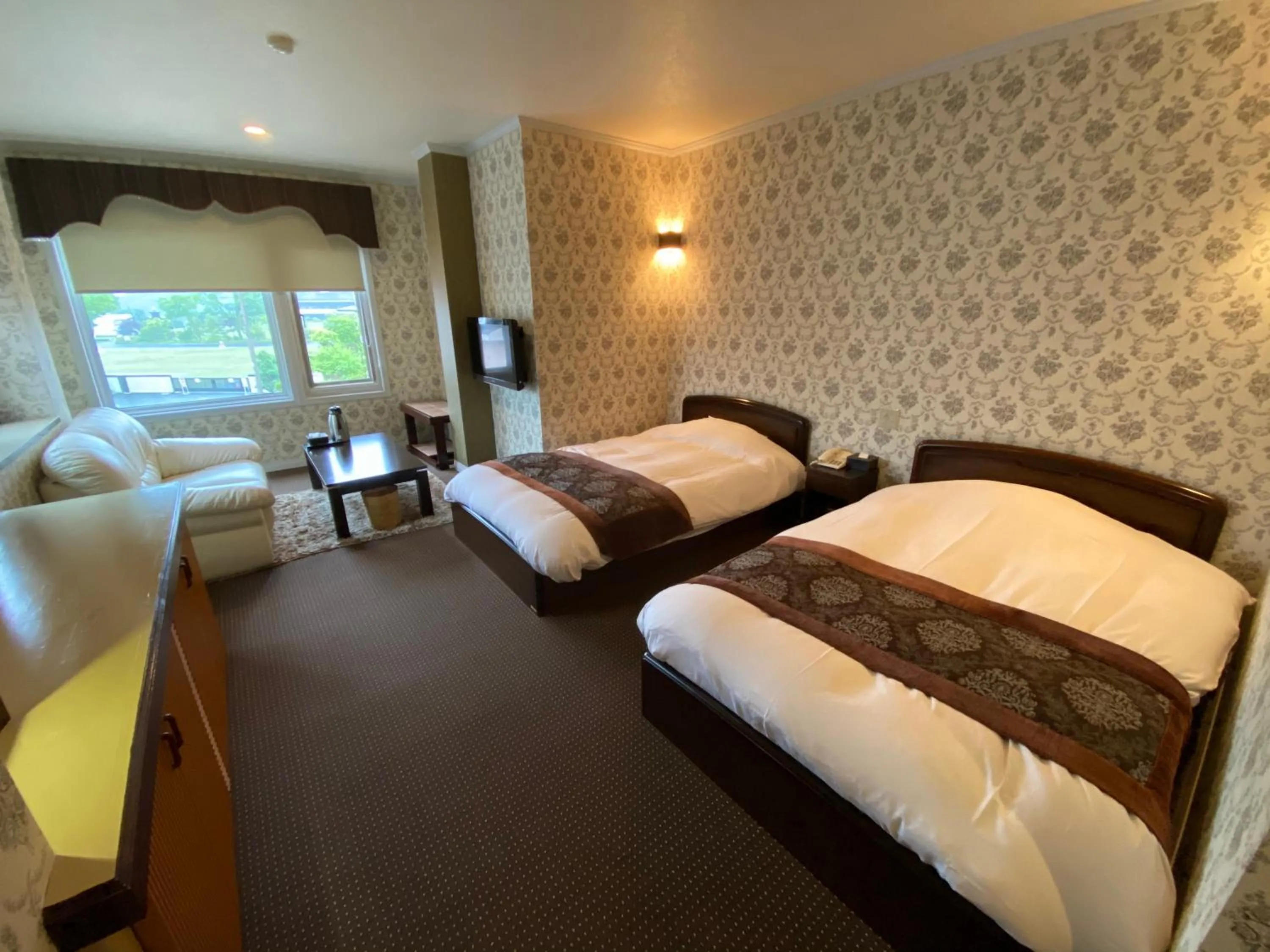 Bed in Auberge Mermaid