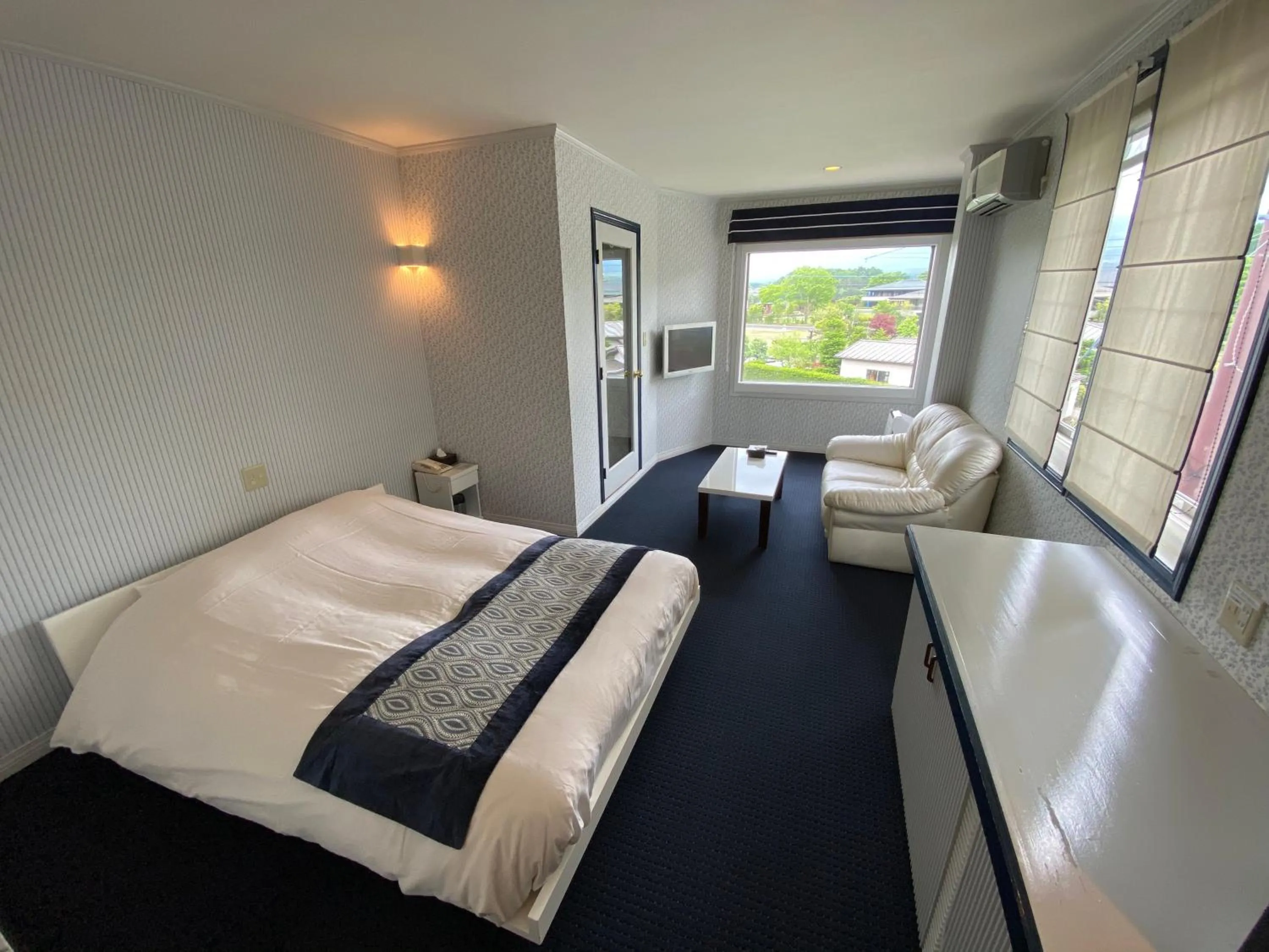 Bed in Auberge Mermaid