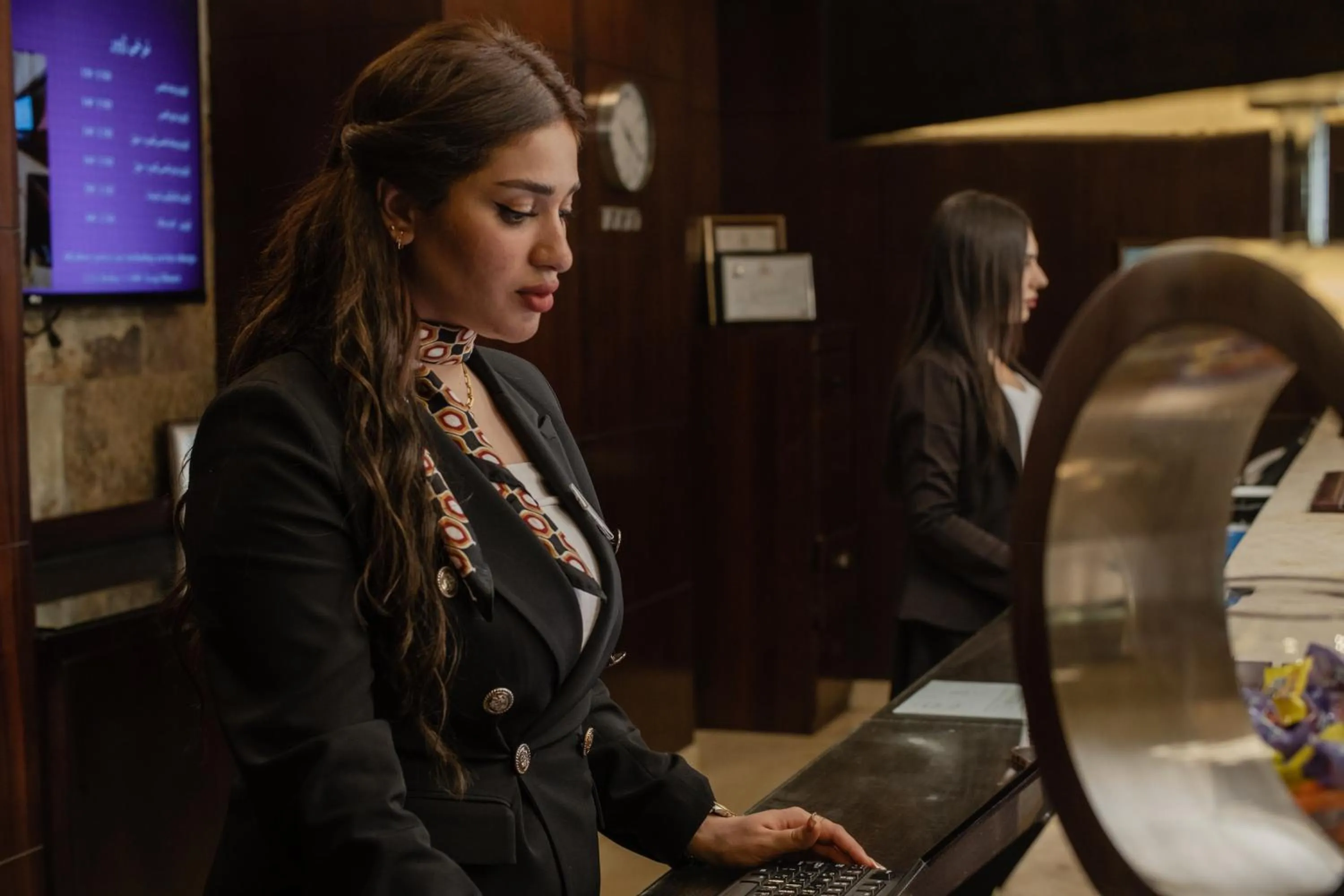 Staff in Canyon Hotel Erbil