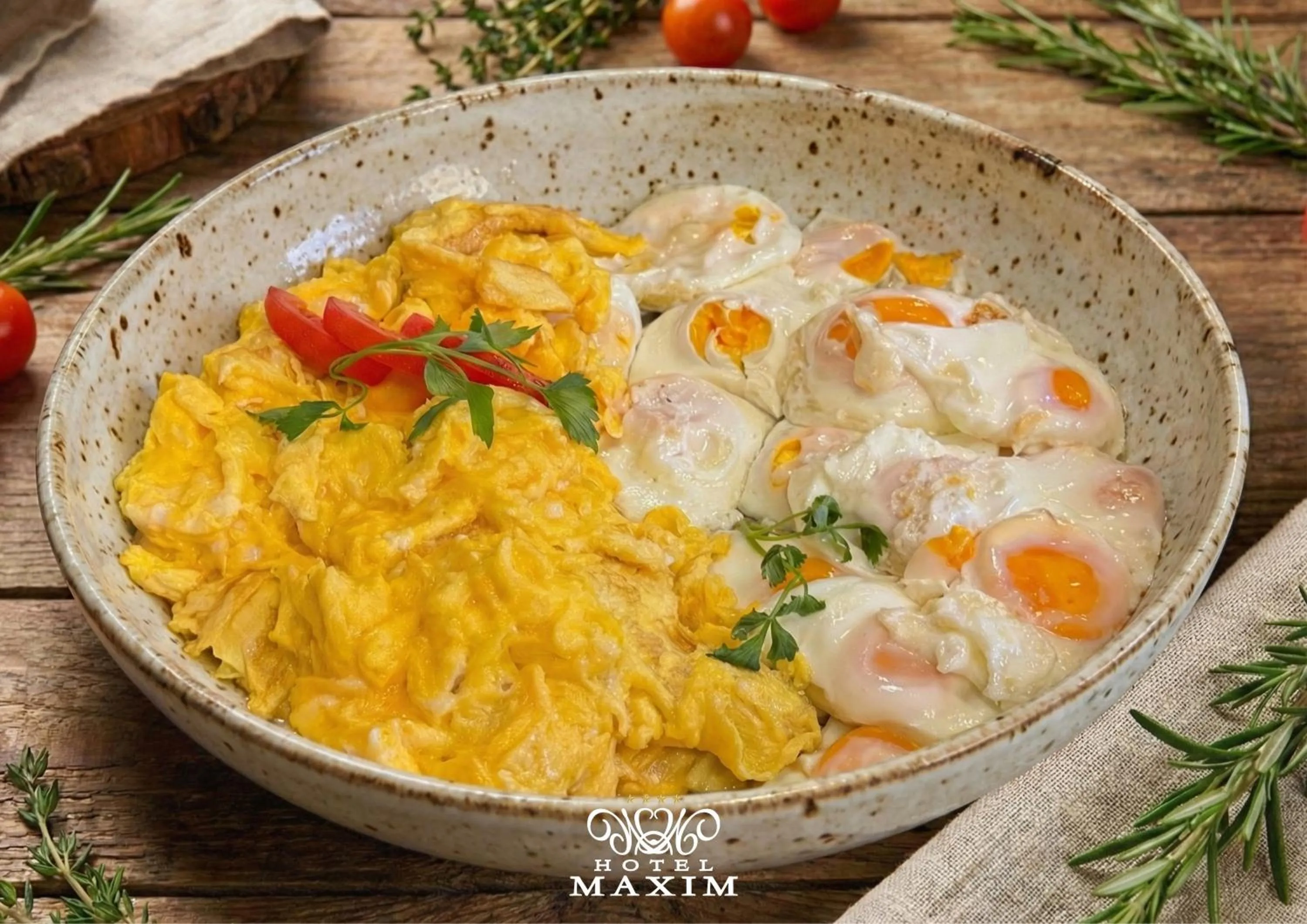 Breakfast in Hotel Maxim