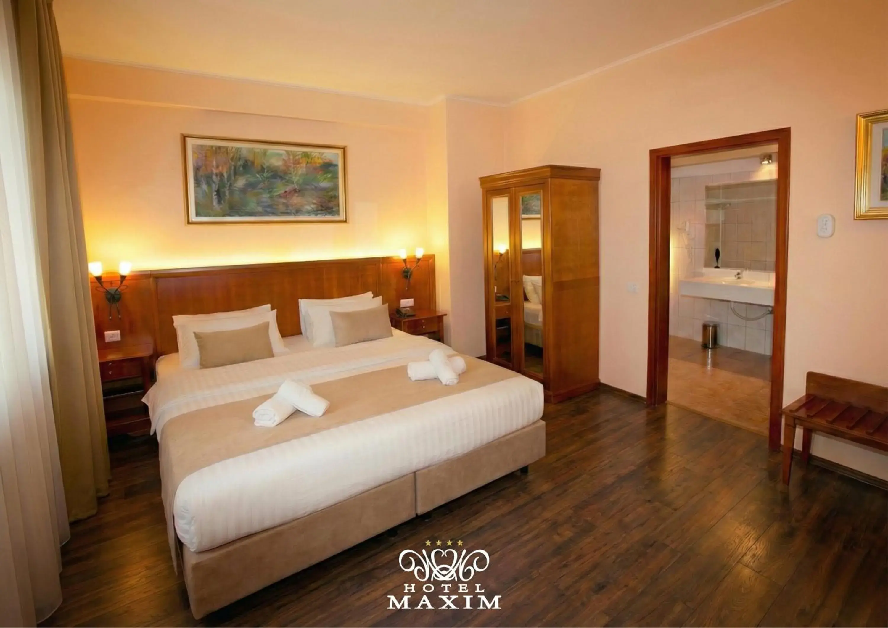 Photo of the whole room, Bed in Hotel Maxim Photo of the whole room, Bed in Hotel Maxim