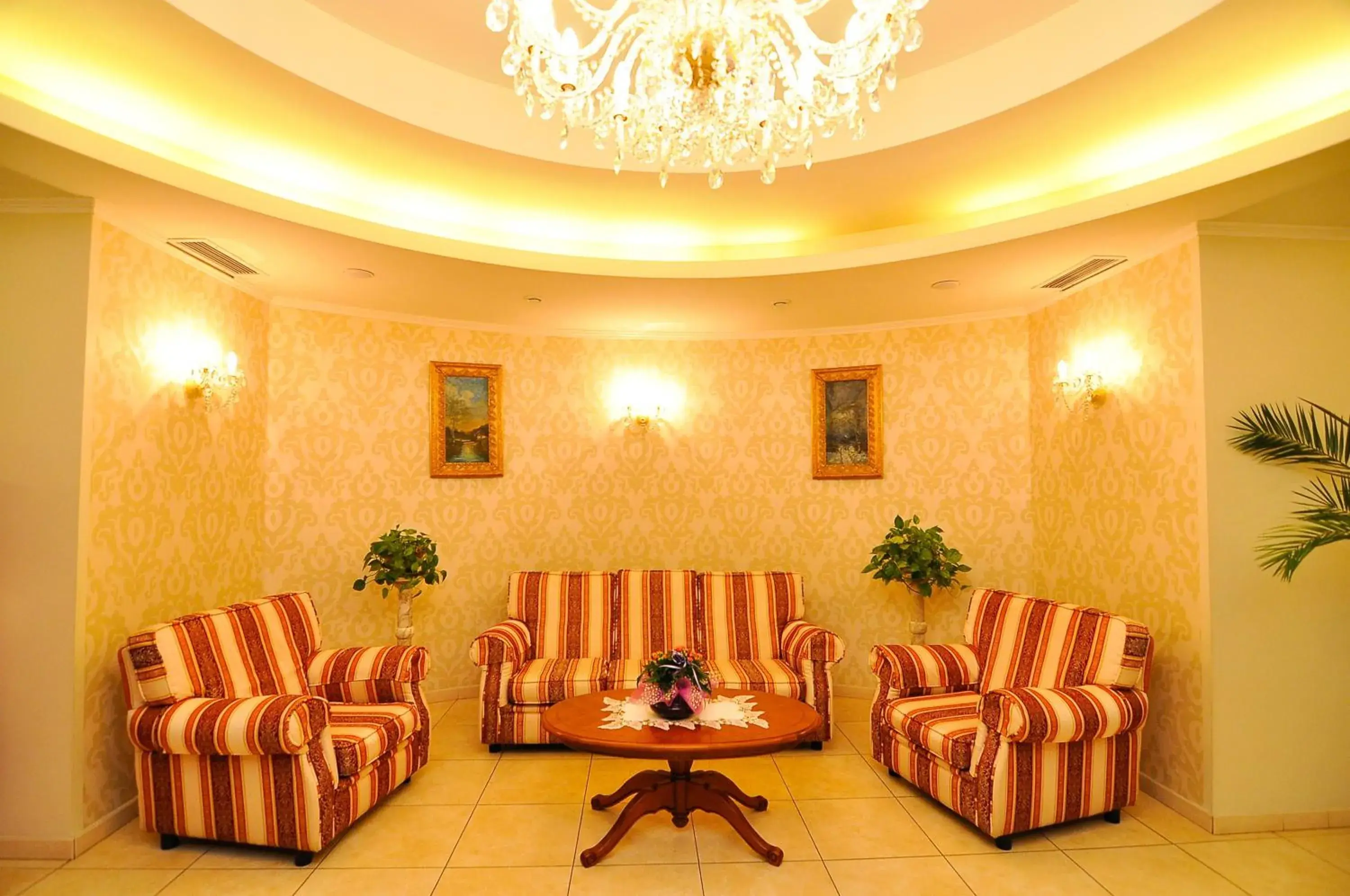 Lobby or reception in Hotel Maxim Lobby or reception in Hotel Maxim