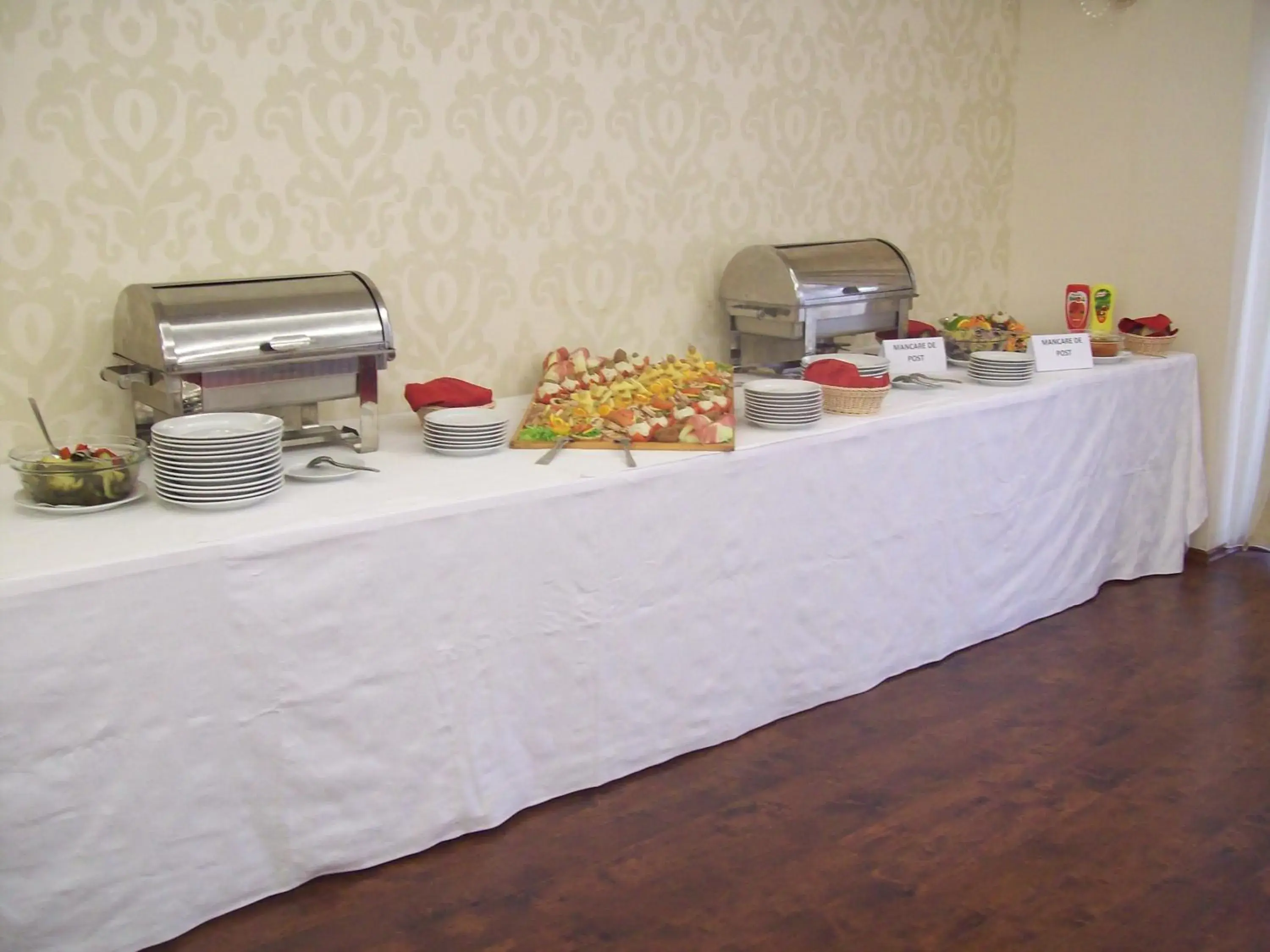 Breakfast in Hotel Maxim Breakfast in Hotel Maxim