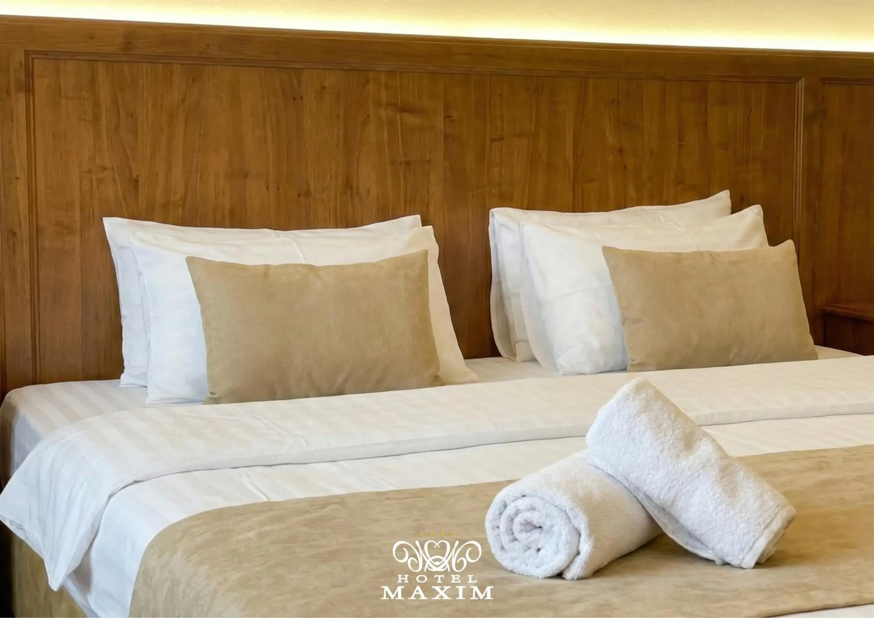 Bedroom, Bed in Hotel Maxim Bedroom, Bed in Hotel Maxim