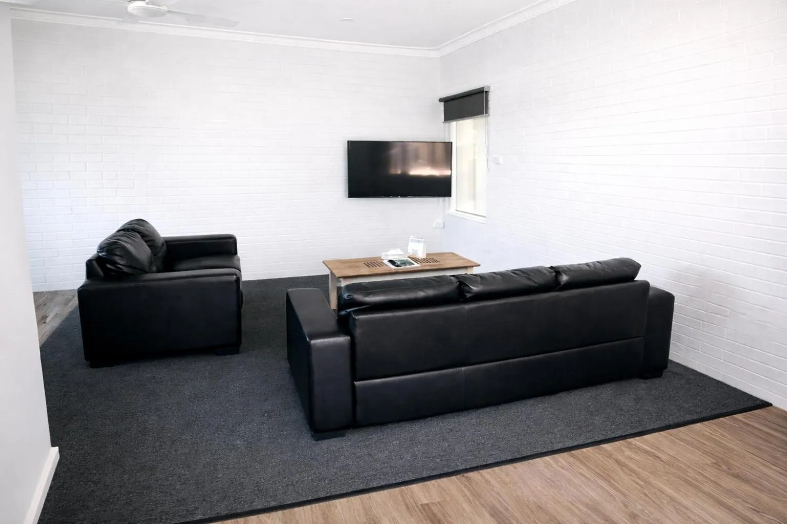 Living room in Busselton Gale Street Motel & Villas