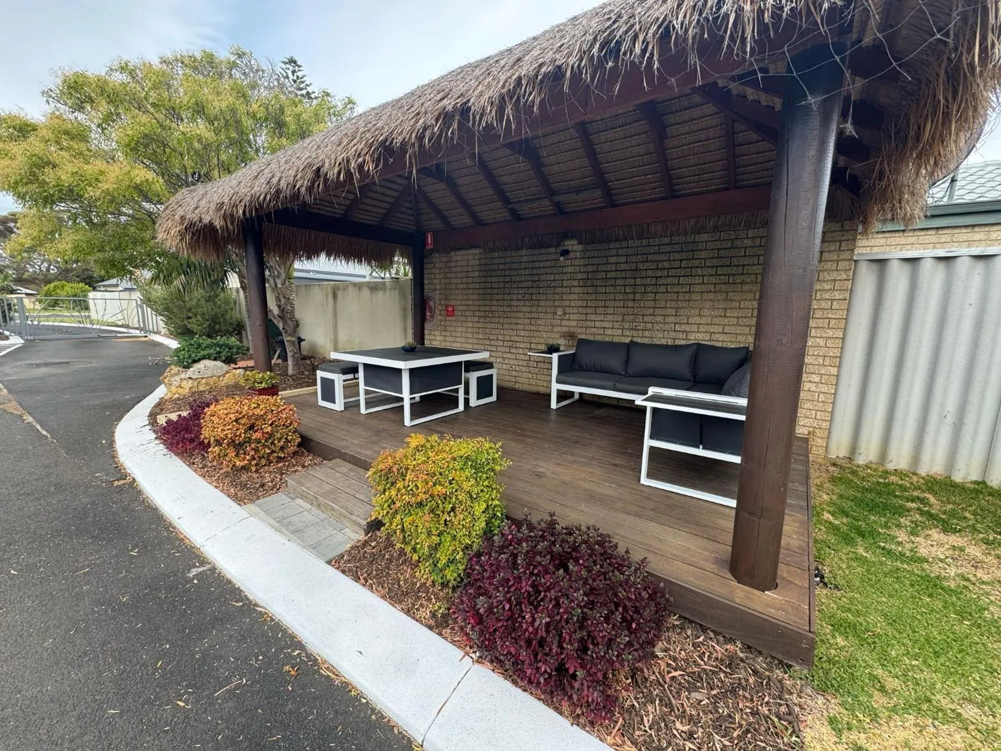 Property building in Busselton Gale Street Motel & Villas