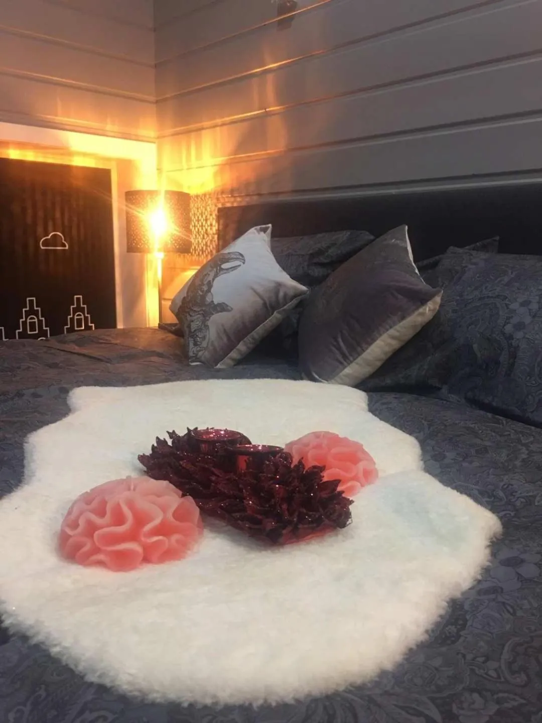 Bed in Kuai Guestroom Brugge