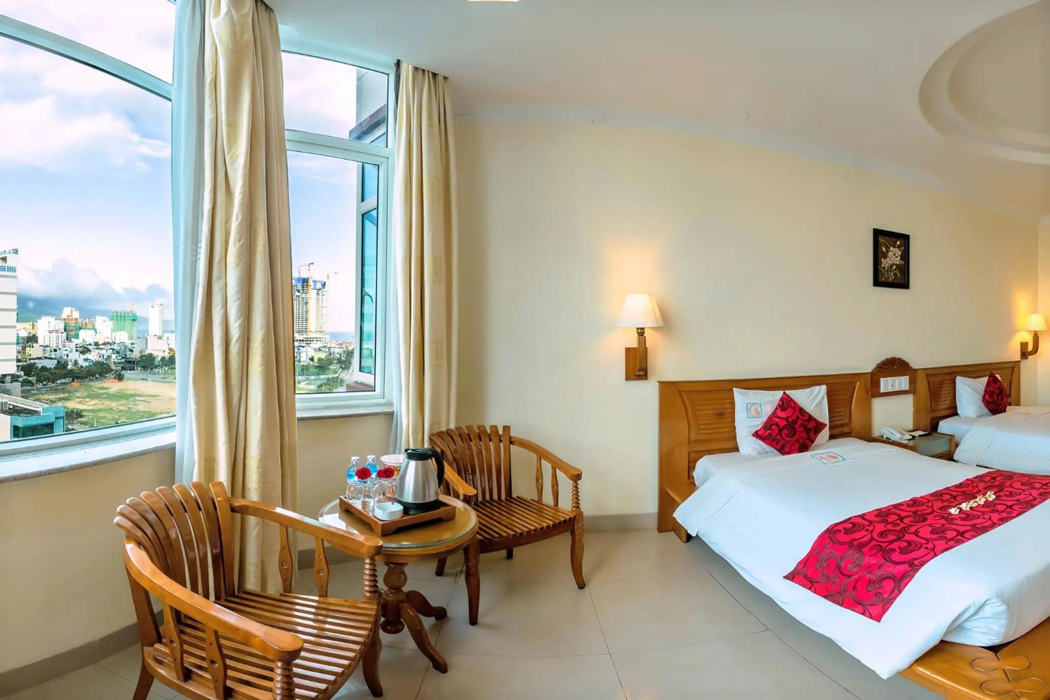 Bedroom, Bed in Golden Sea Hotel Da Nang