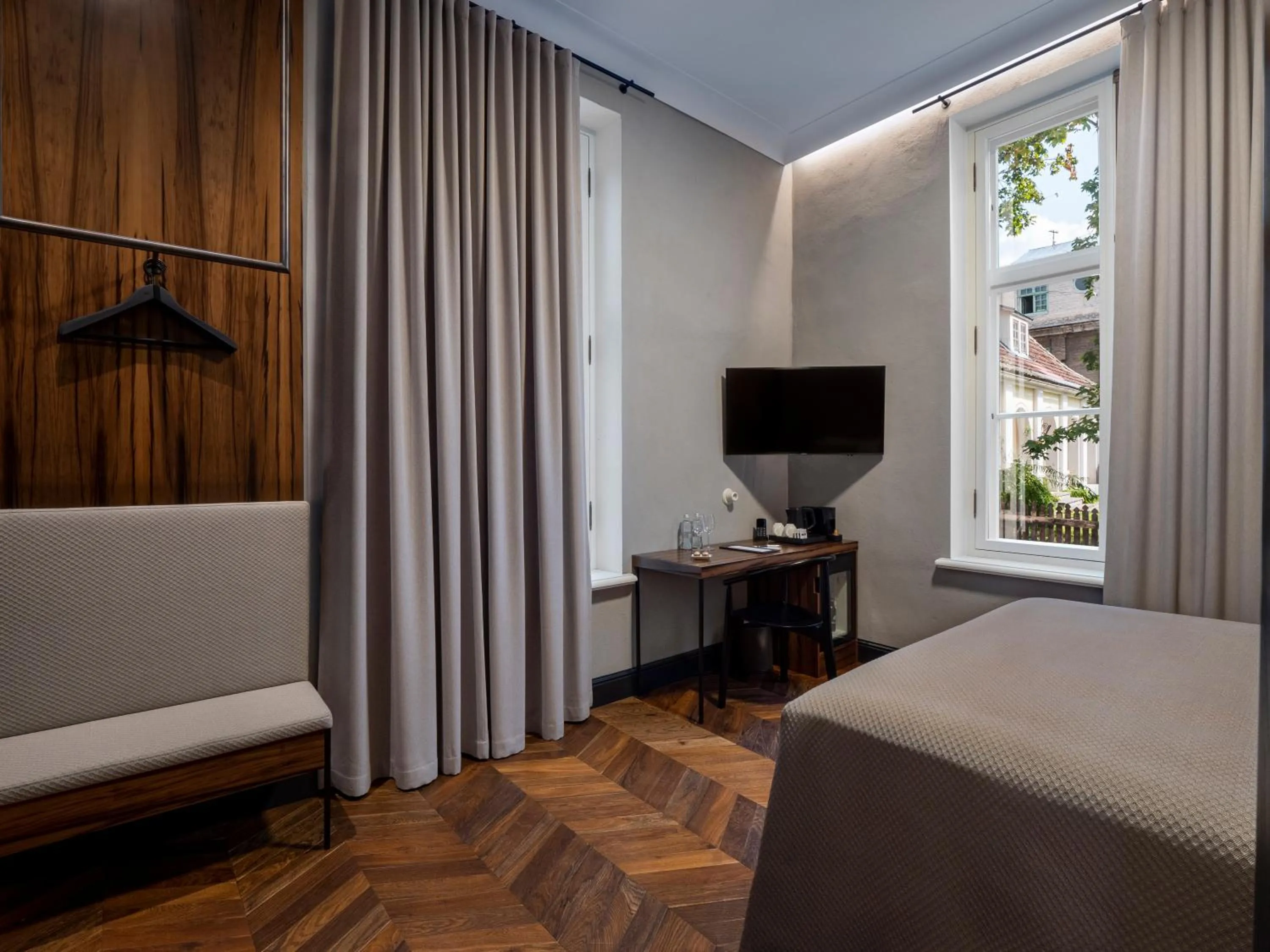 TV and multimedia, Bed in Boutique Hotel Rosenplänter