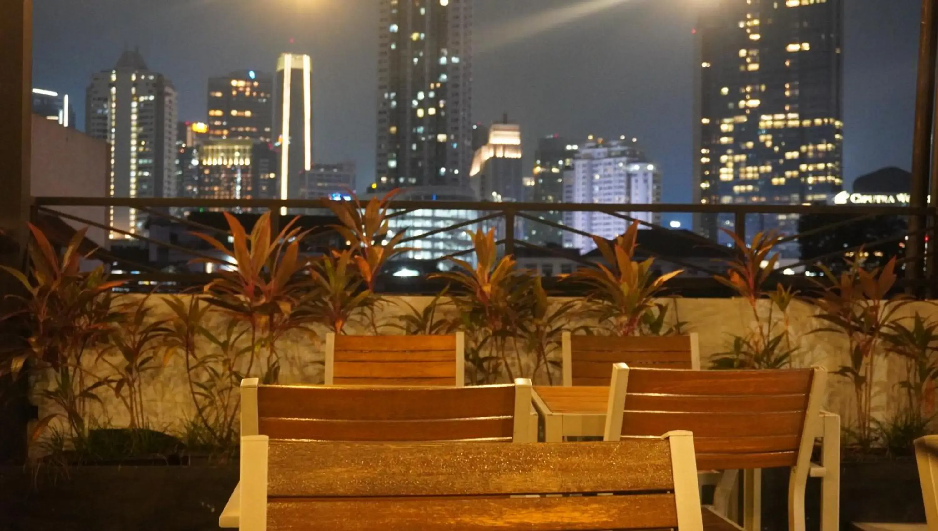 Restaurant/places to eat in D'Bamboo Suites Restaurant/places to eat in D'Bamboo Suites