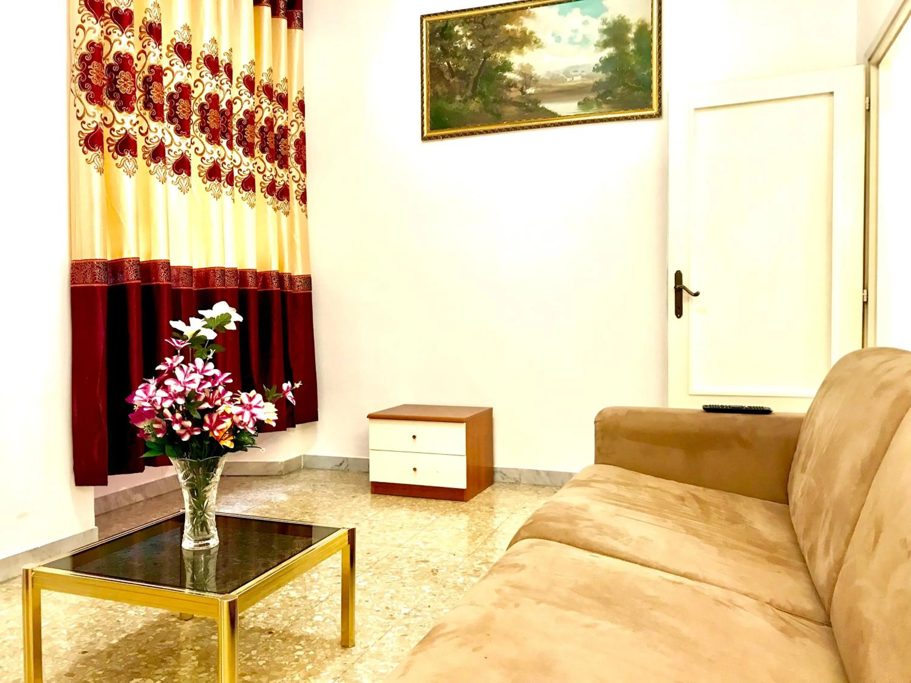 Living room in COLOSSEUM LUXURY ROOM