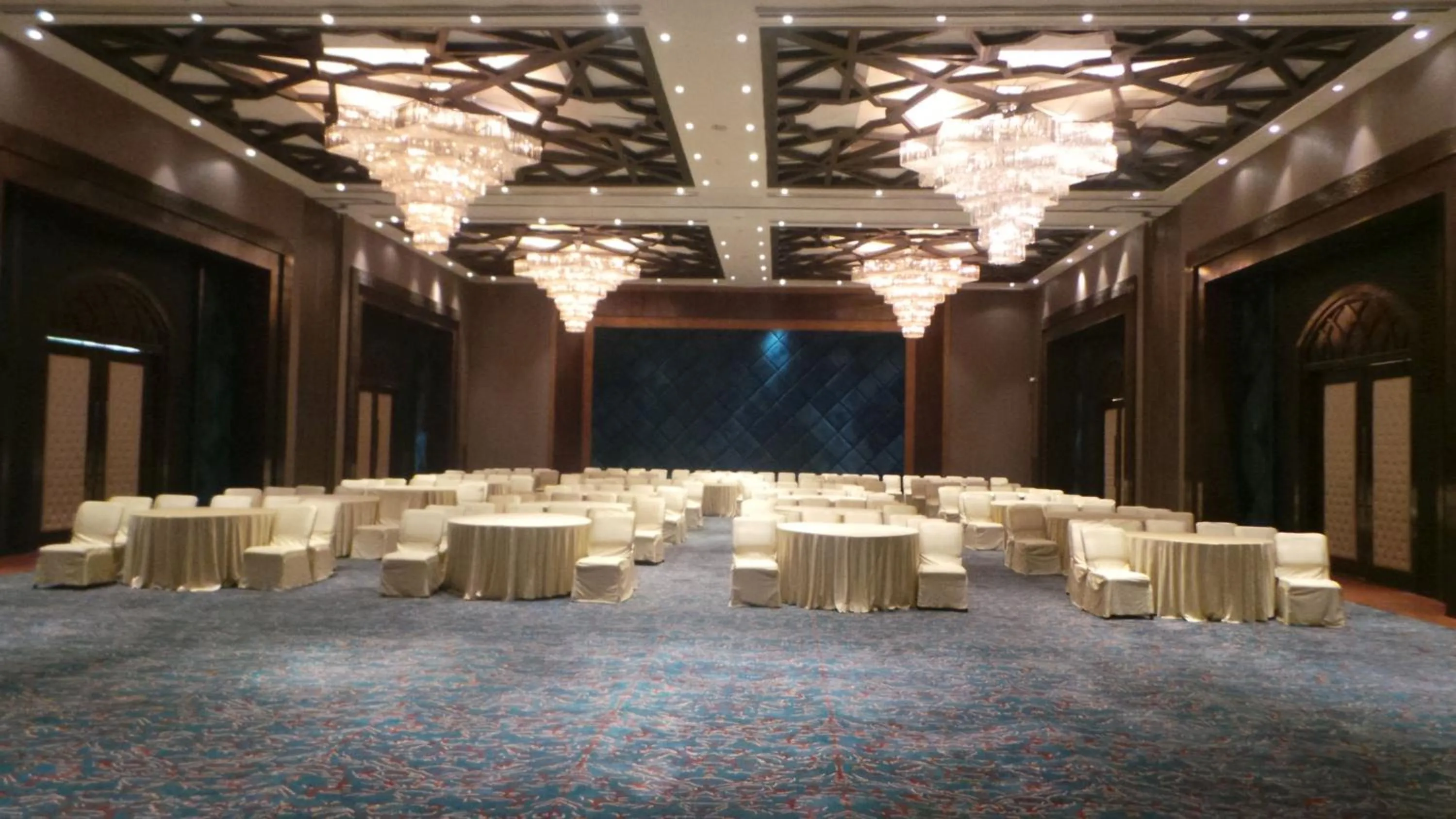 Property building in Ibiza The Fern Resort & Spa, Kolkata